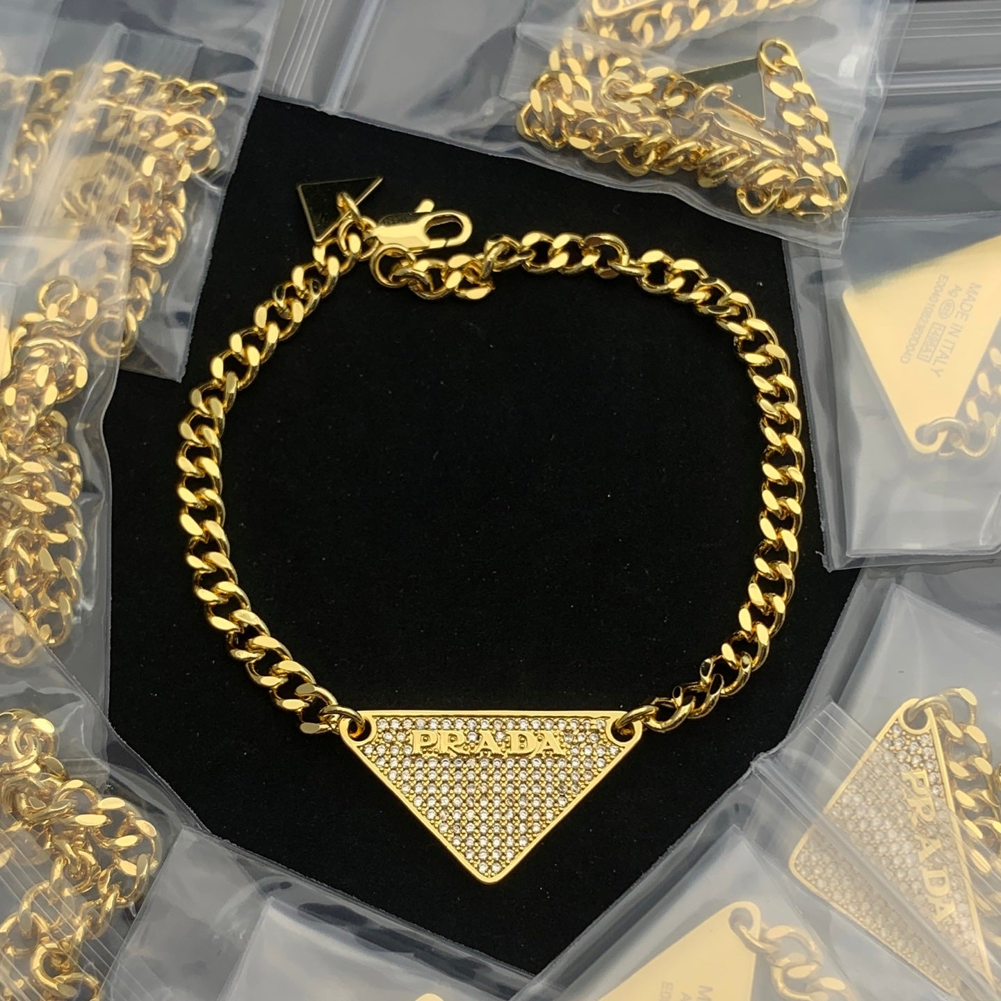 LuxluxHouse Low Price And High Quality Accessories Prada
