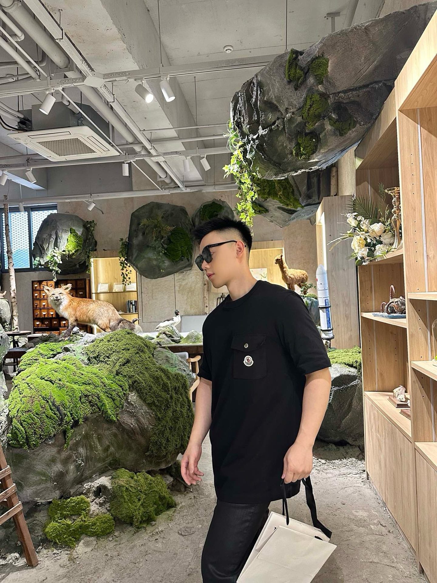 LuxluxHouse Best Quality Clothes T-shirt Moncler