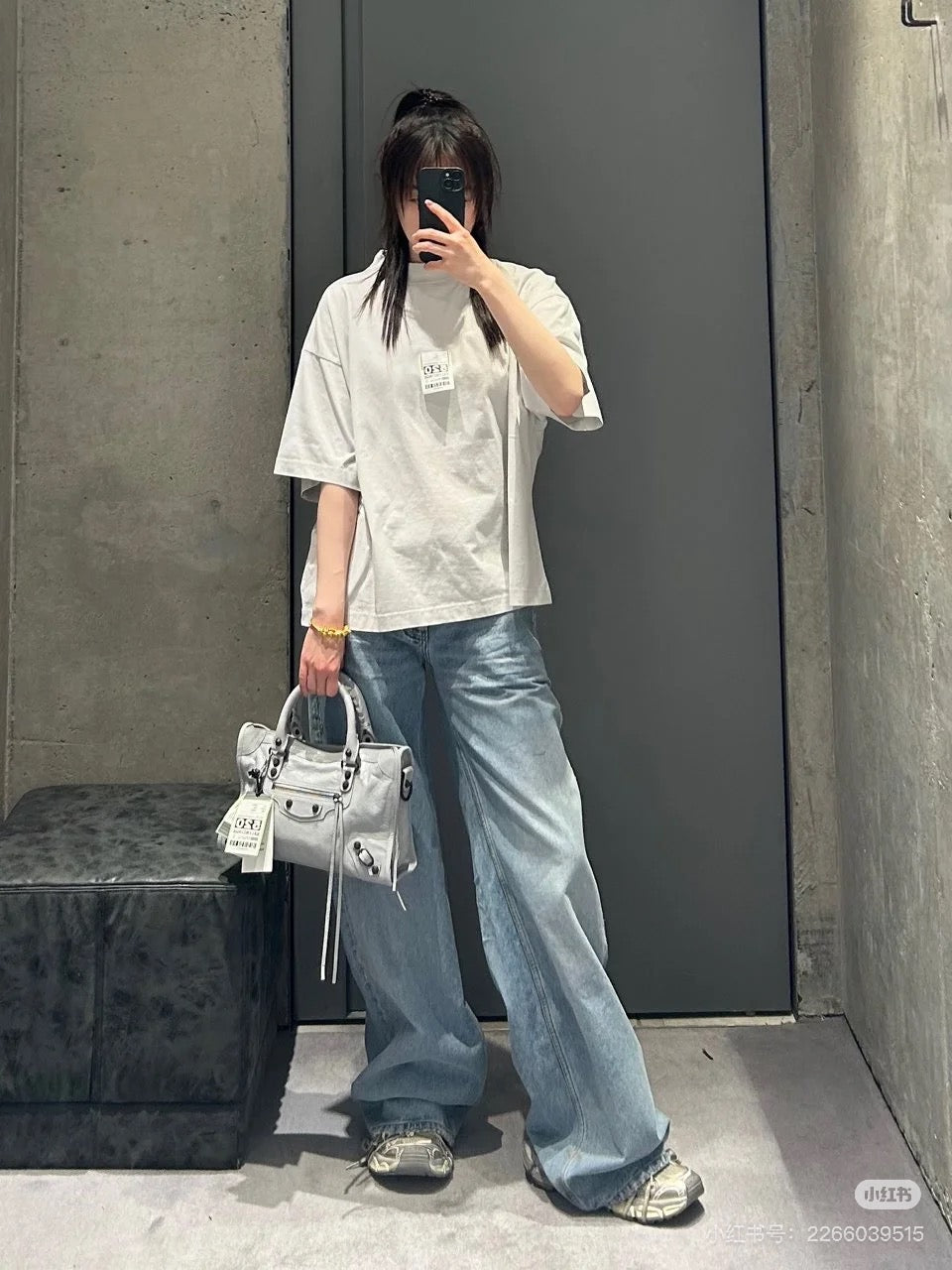 LuxluxHouse Best Quality Clothes Balenciaga T-shirt