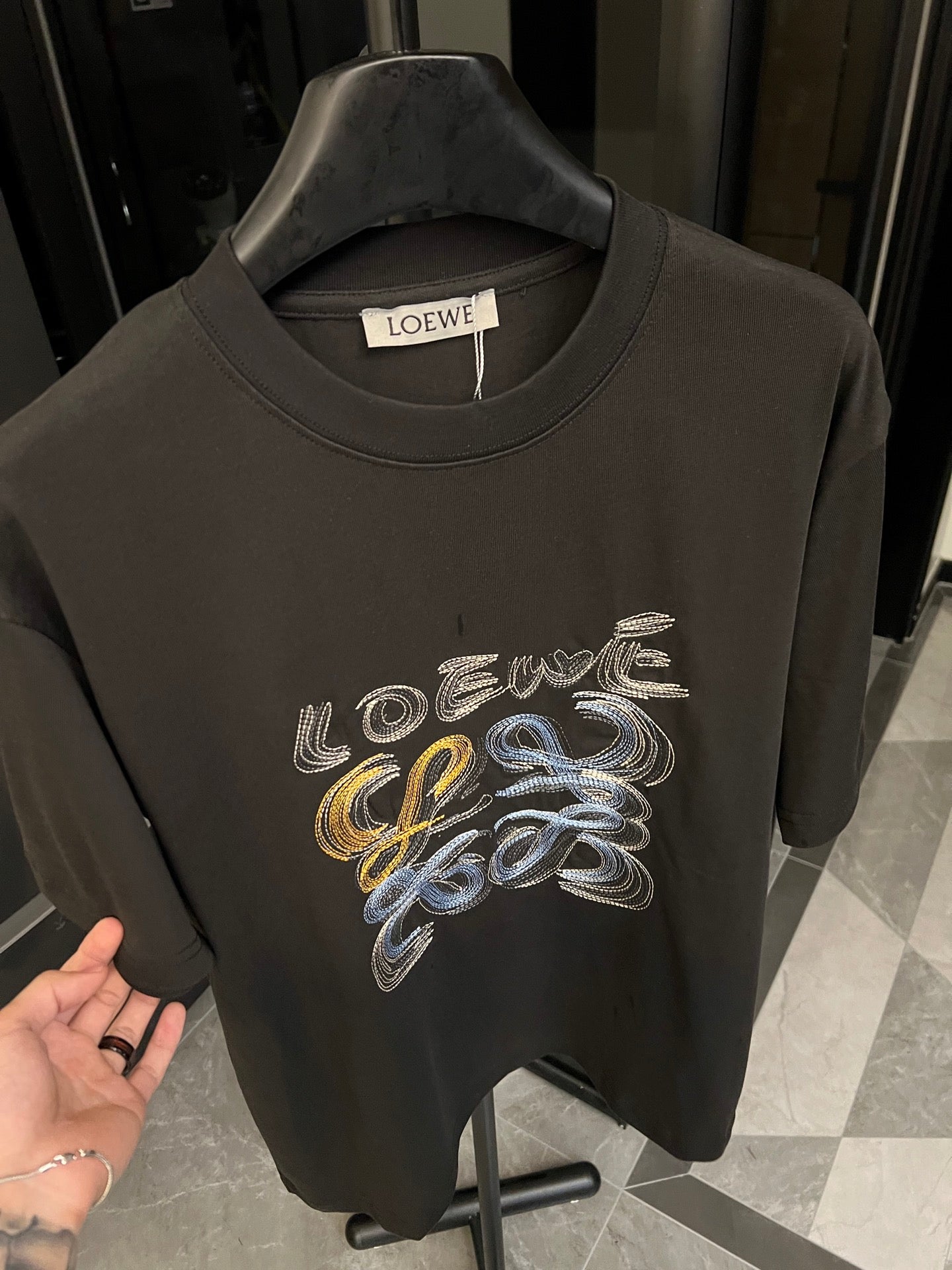LuxluxHouse Best Quality Clothes T-shirt Loewe
