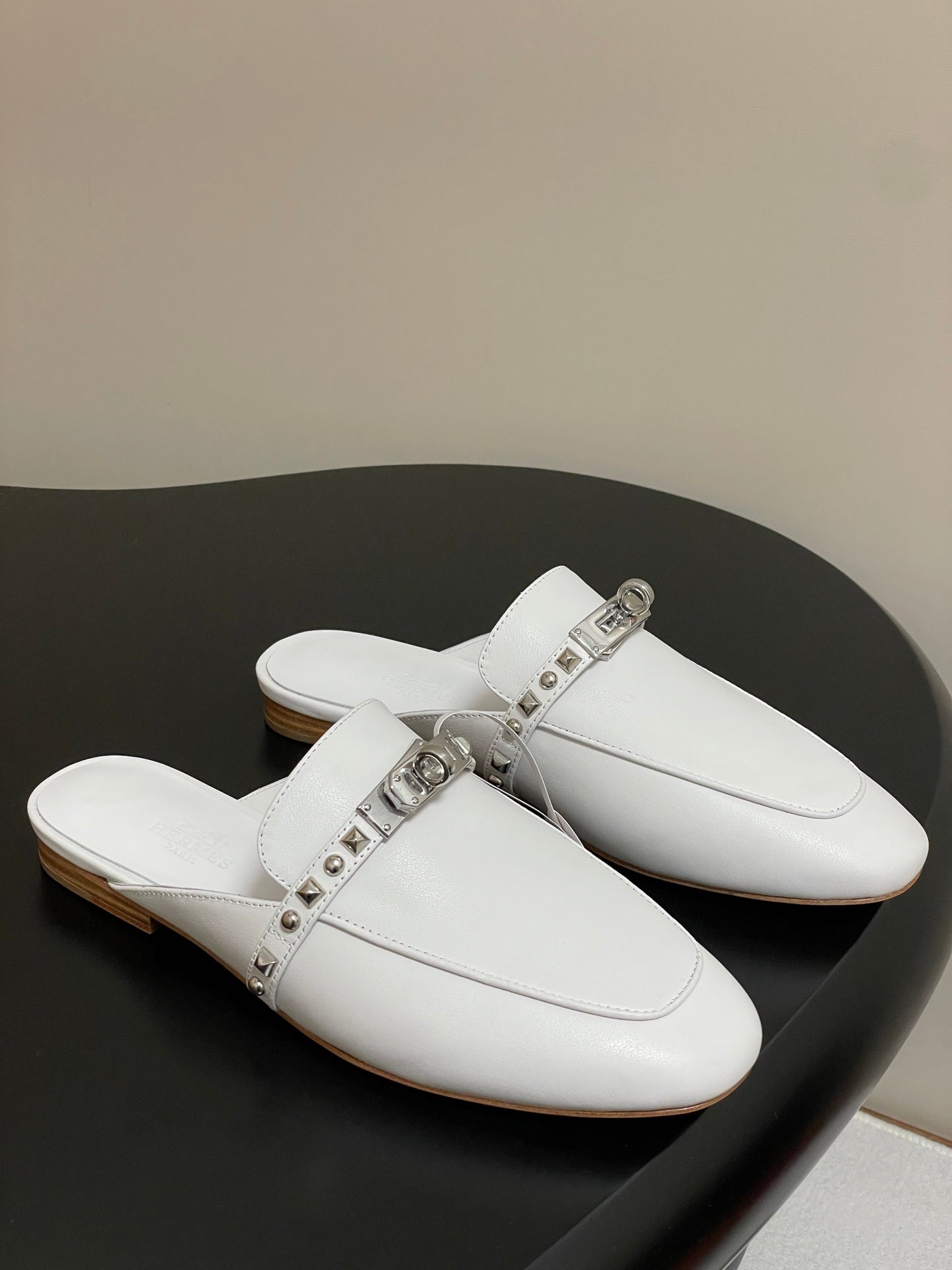 LuxluxHouse Best Quality Women Shoes Hermes