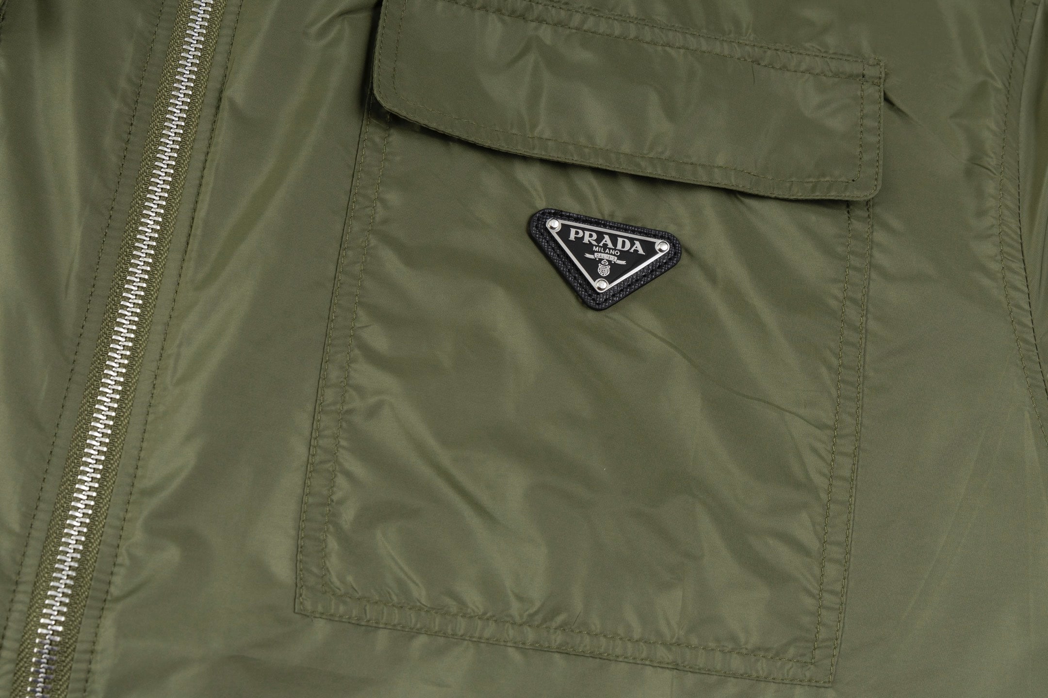 LuxluxHouse Best Quality Clothes Shirts&Polo Prada