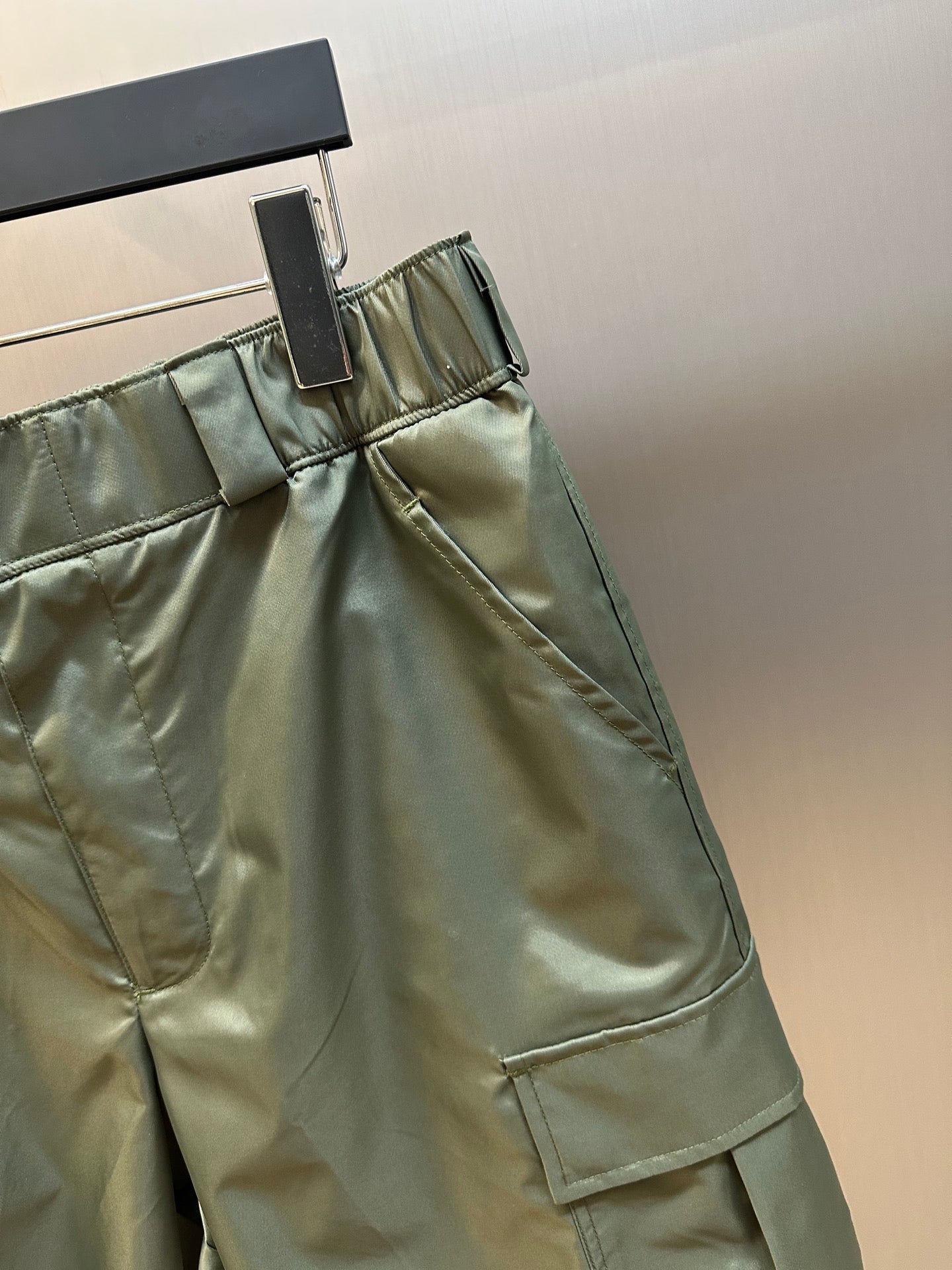LuxluxHouse Best Quality Clothes Pants Prada