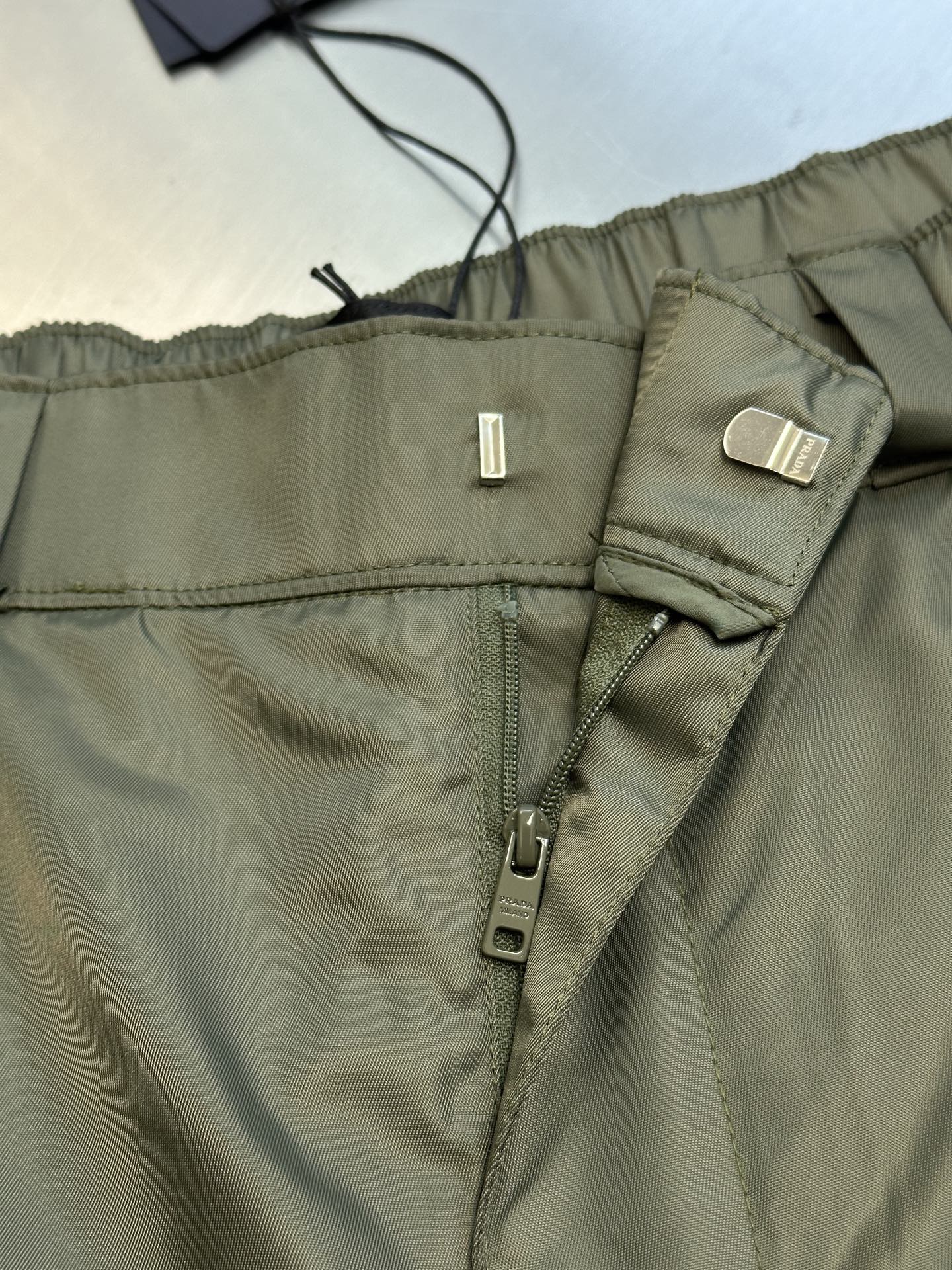LuxluxHouse Best Quality Clothes Pants Prada