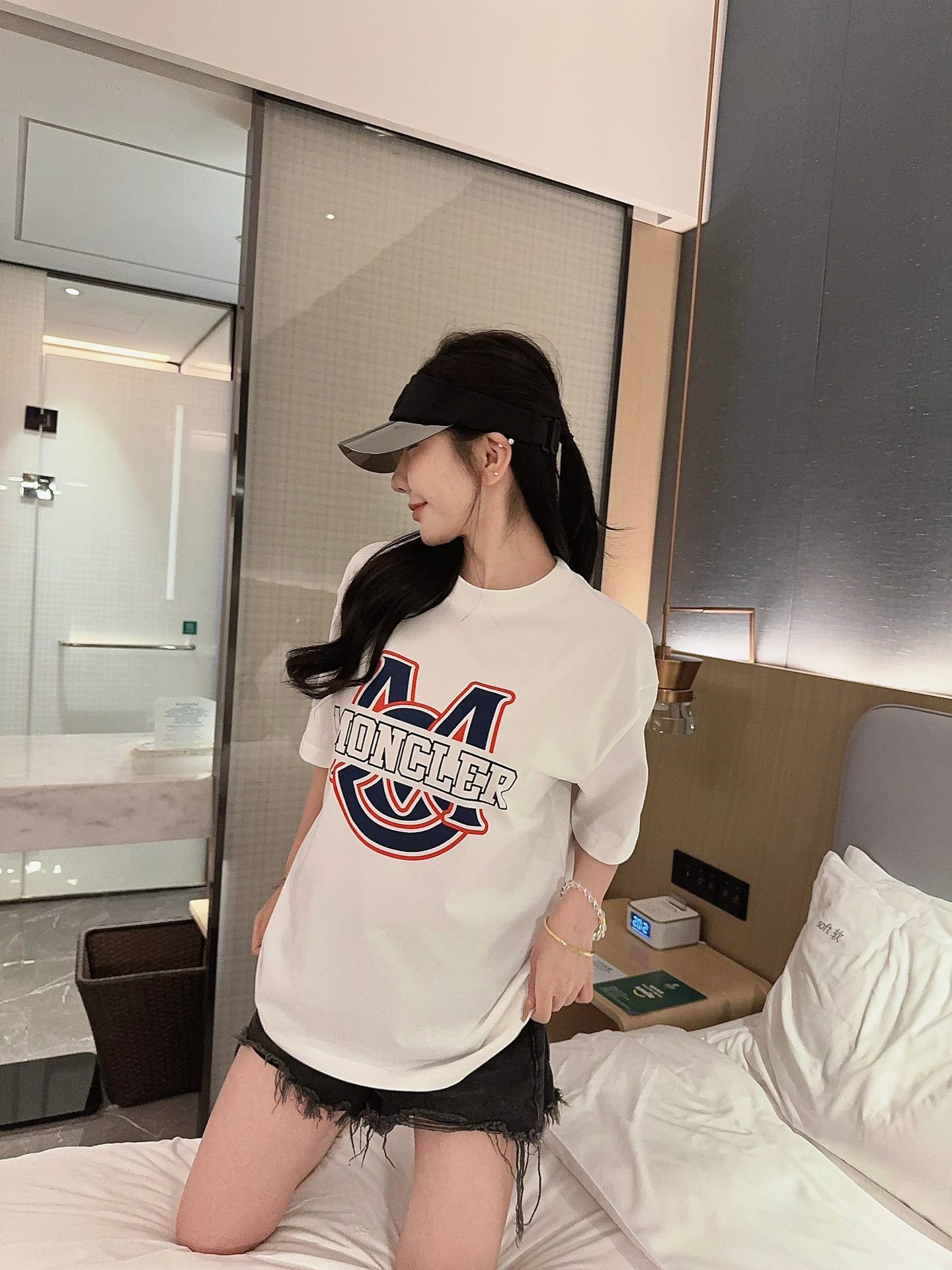 LuxluxHouse Best Quality Clothes T-shirt Moncler