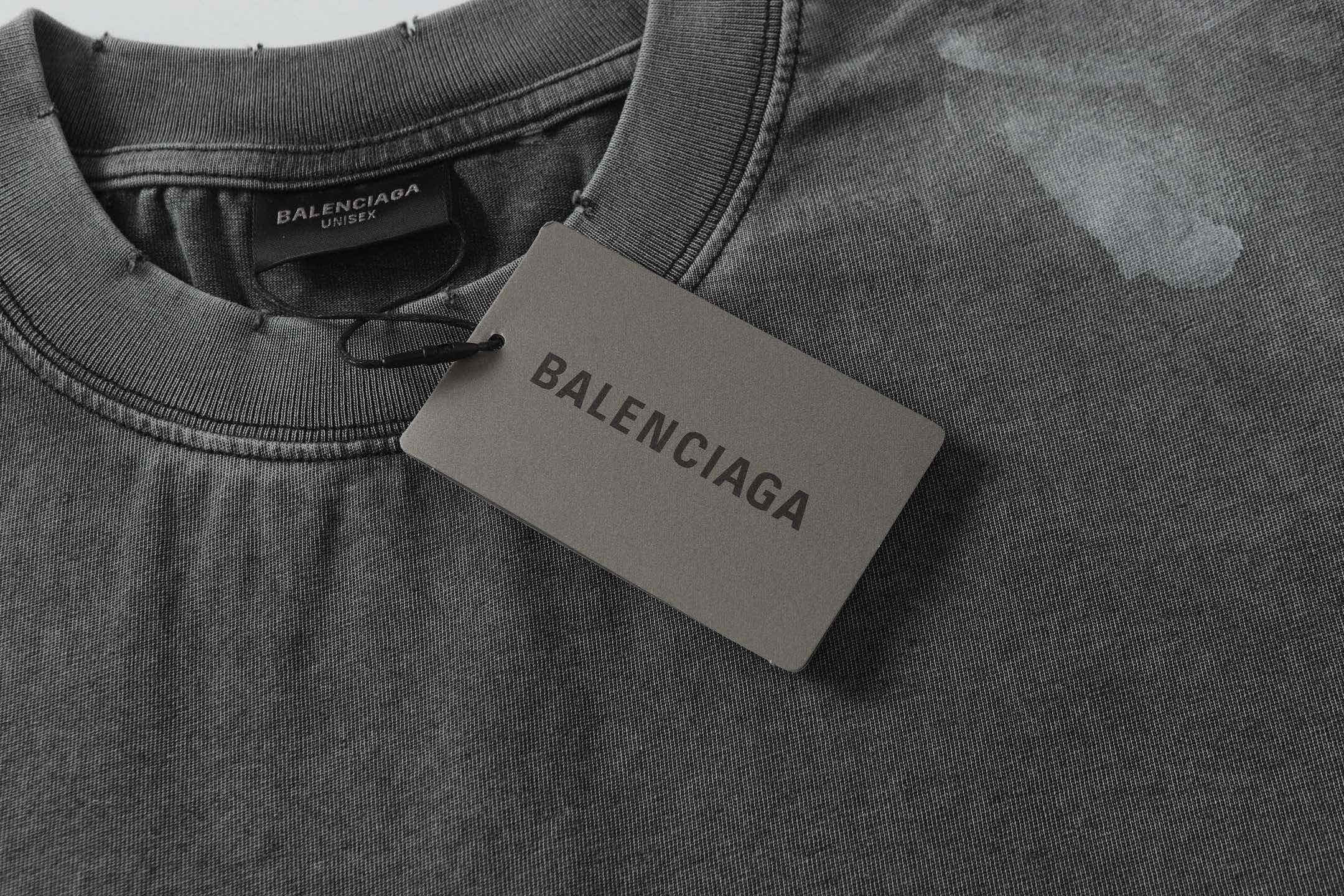 LuxluxHouse Best Quality Clothes Balenciaga T-shirt