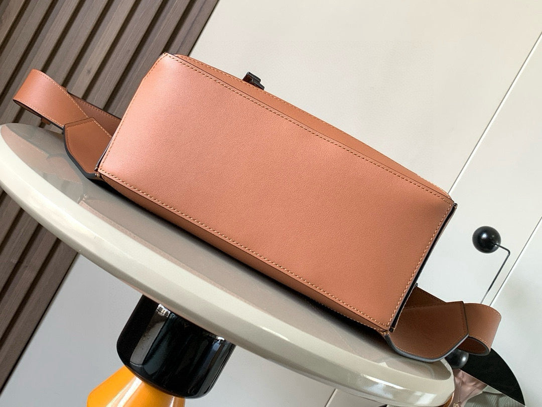 LuxluxHouse Best Quality Bags Loewe