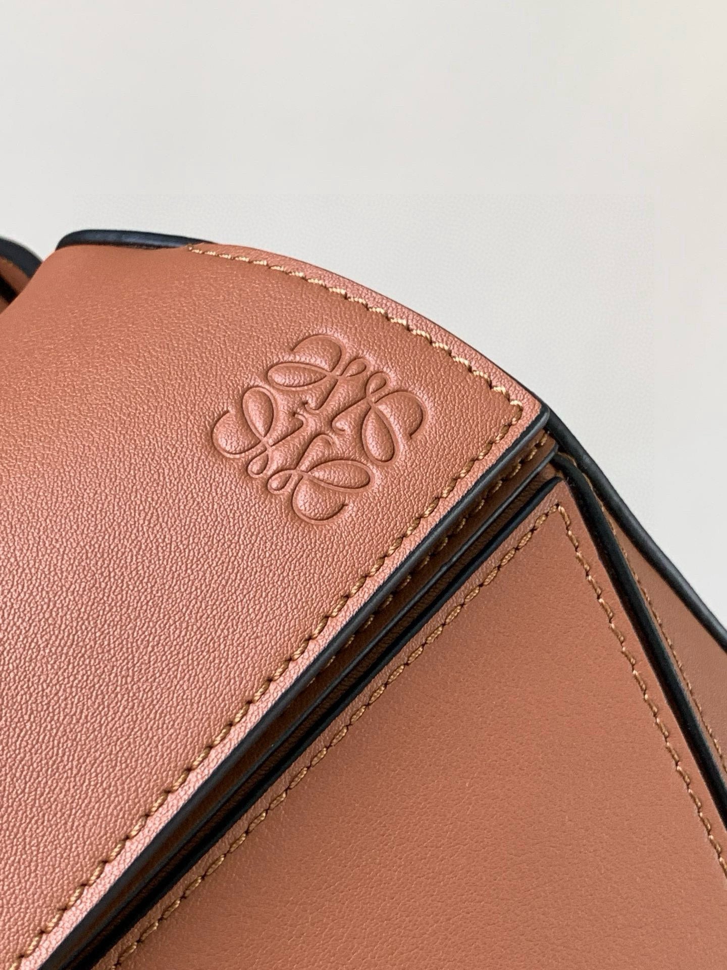 LuxluxHouse Best Quality Bags Loewe