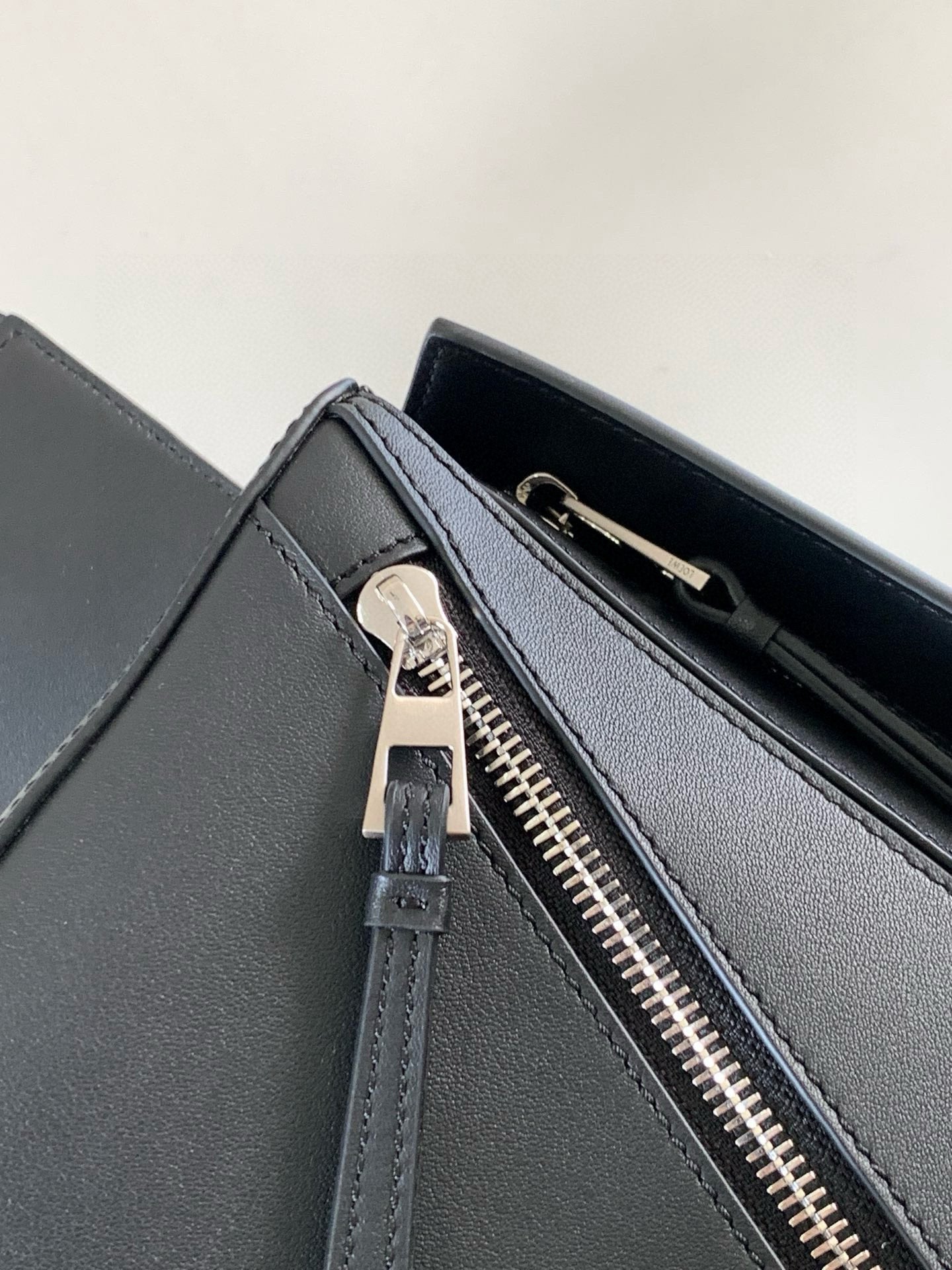 LuxluxHouse Best Quality Bags Loewe