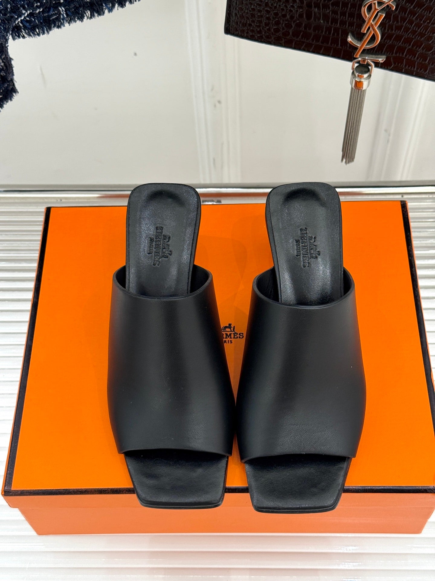 LuxluxHouse Best Quality Women Shoes Hermes