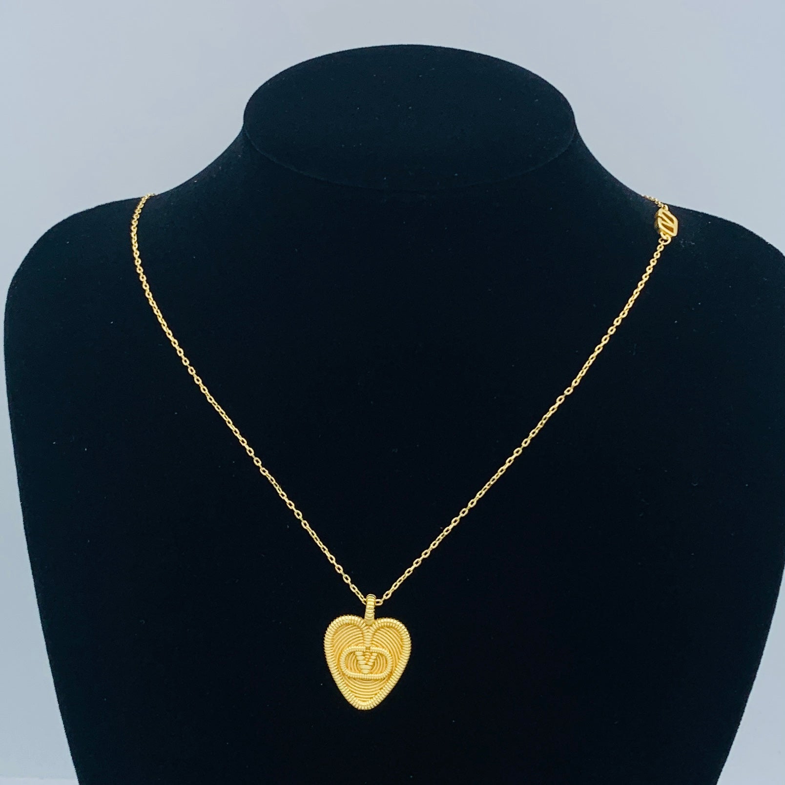 LuxluxHouse Low Price And High Quality Accessories Valentino