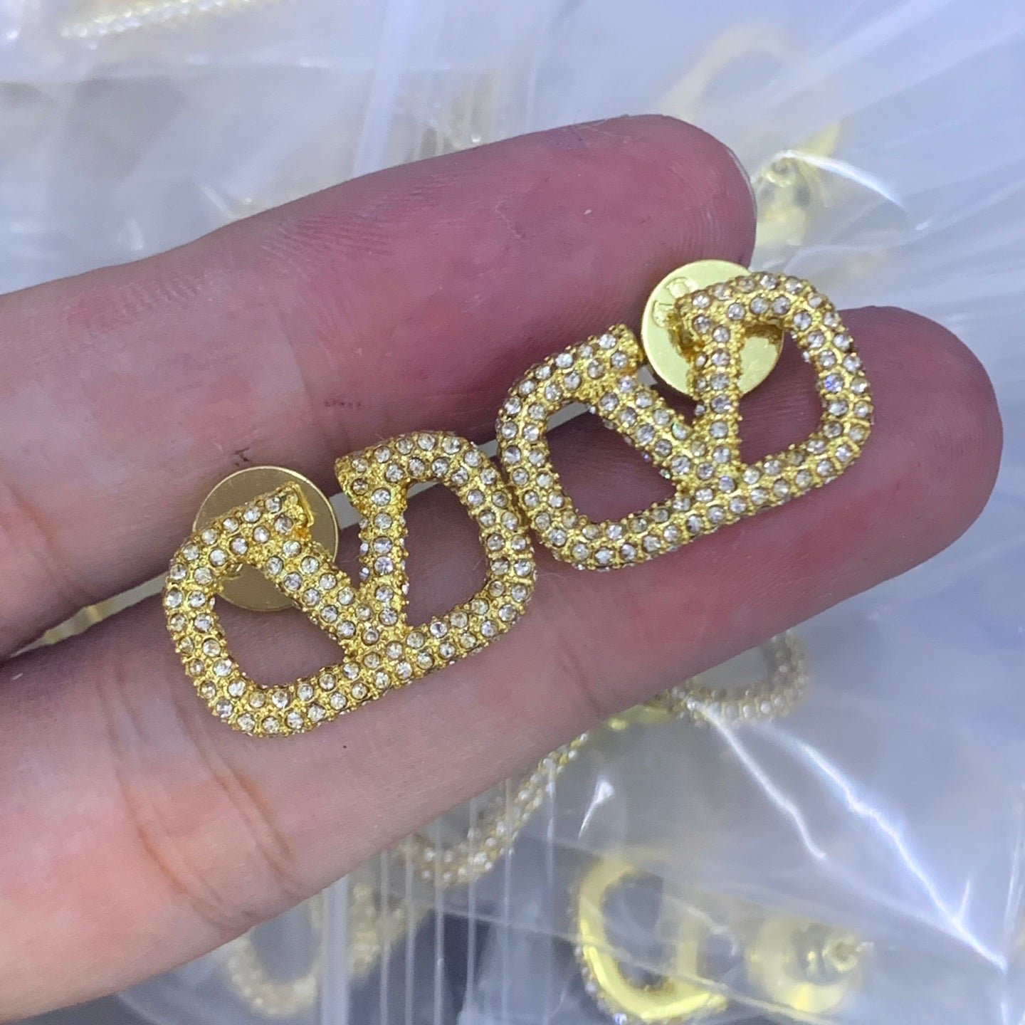 LuxluxHouse Low Price And High Quality Accessories Valentino