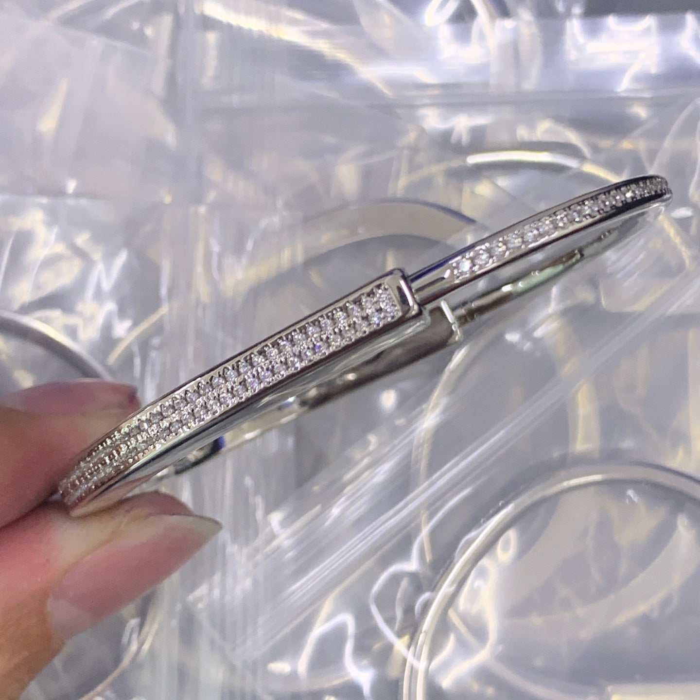 LuxluxHouse Low Price And High Quality Accessories Tiffany