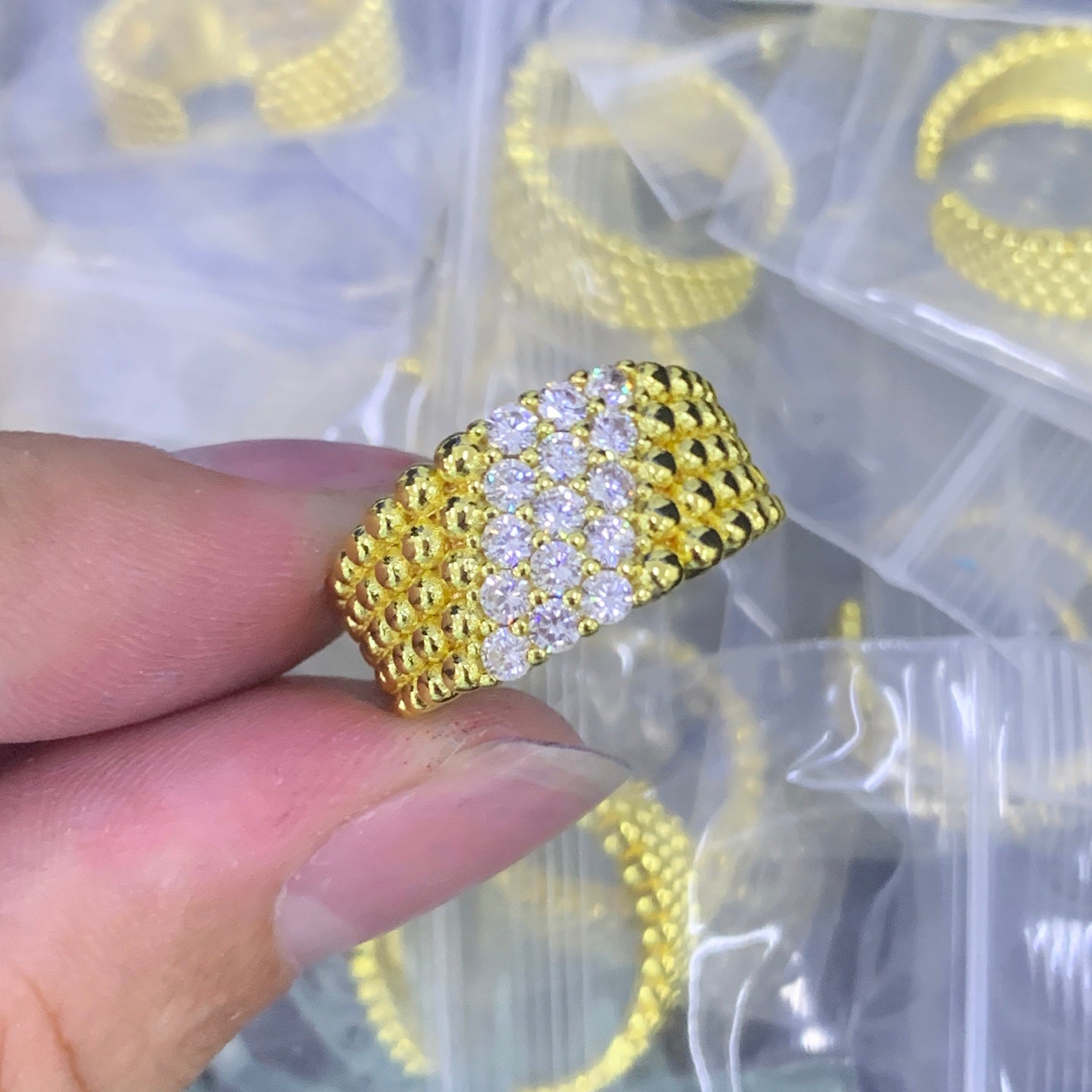 LuxluxHouse Low Price And High Quality Accessories Van Cleef & Arpels