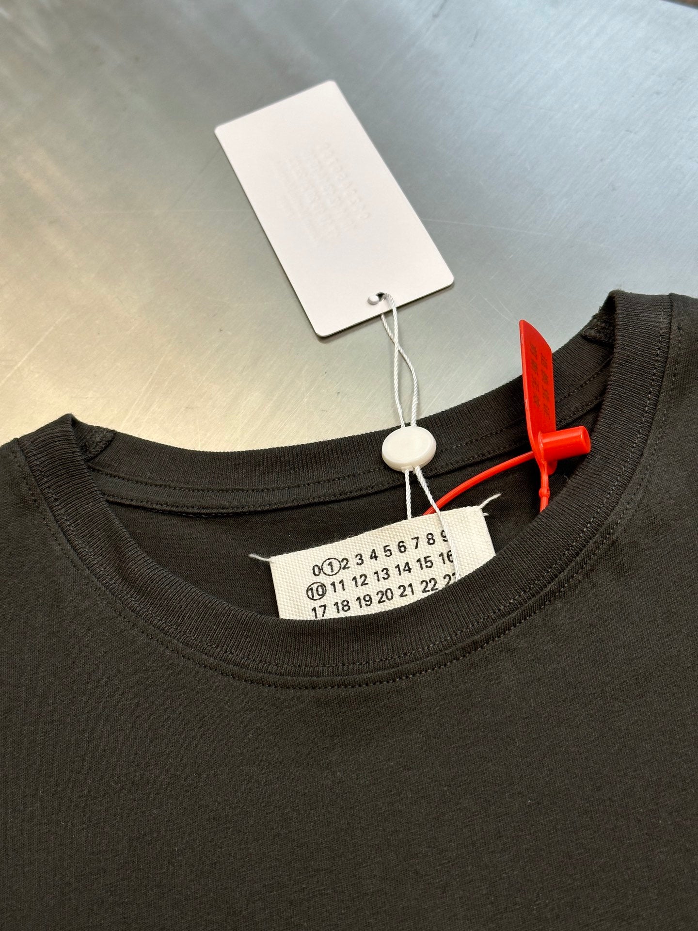 LuxluxHouse Best Quality Clothes T-shirt Chanel & Maison Margiela