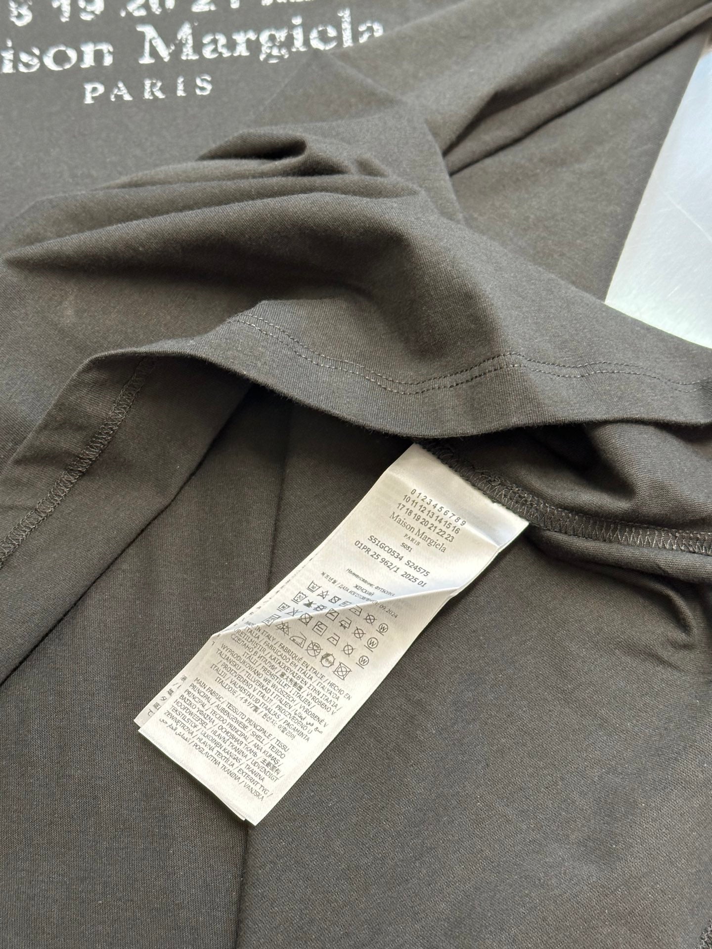 LuxluxHouse Best Quality Clothes T-shirt Chanel & Maison Margiela