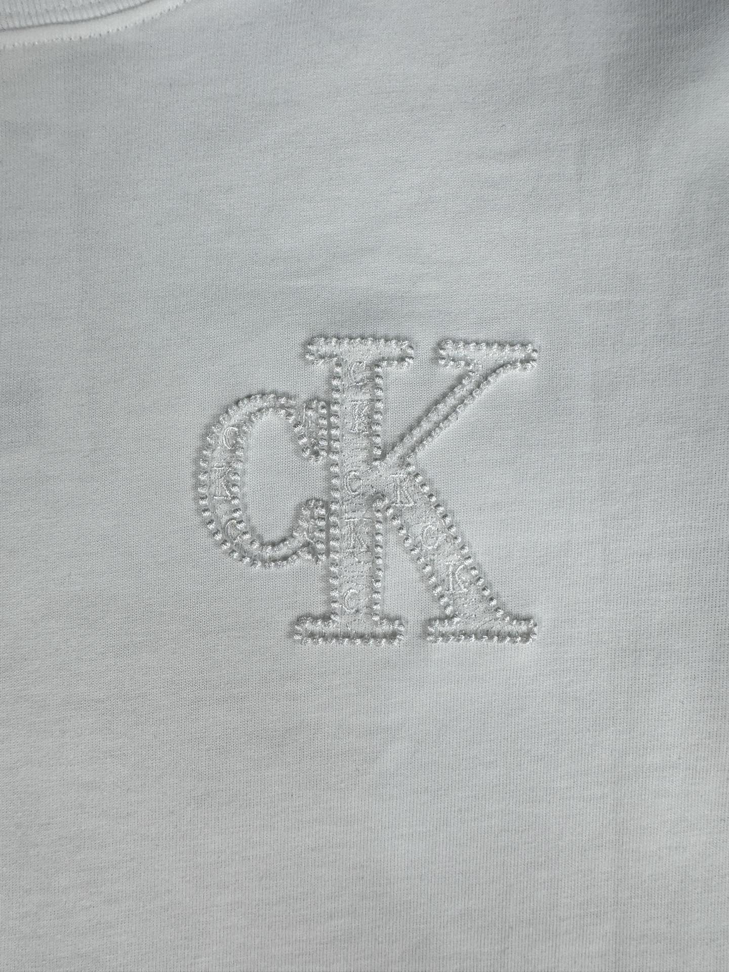 LuxluxHouse Best Quality Clothes T-shirt Calvin Klein