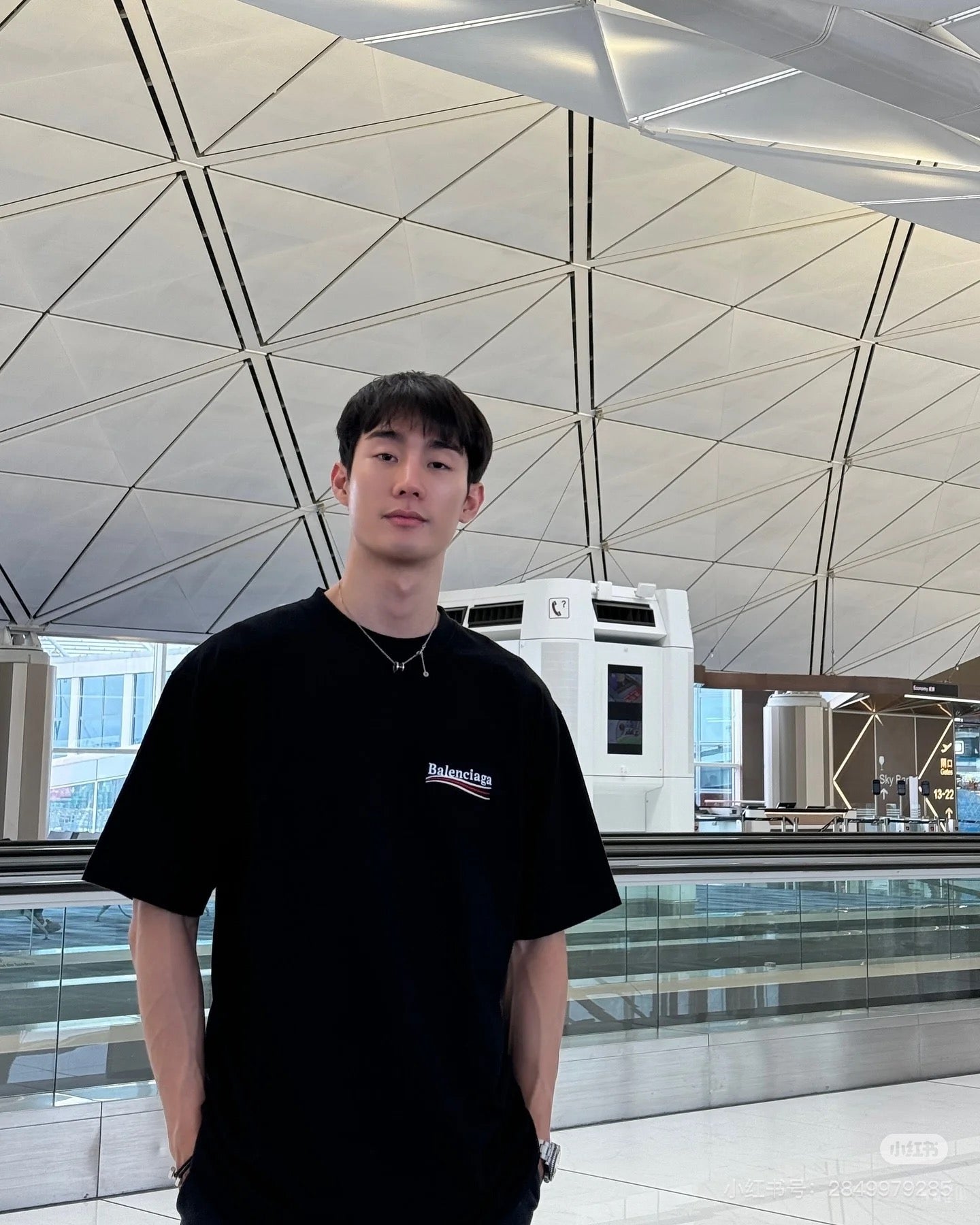 LuxluxHouse Best Quality Clothes Balenciaga T-shirt