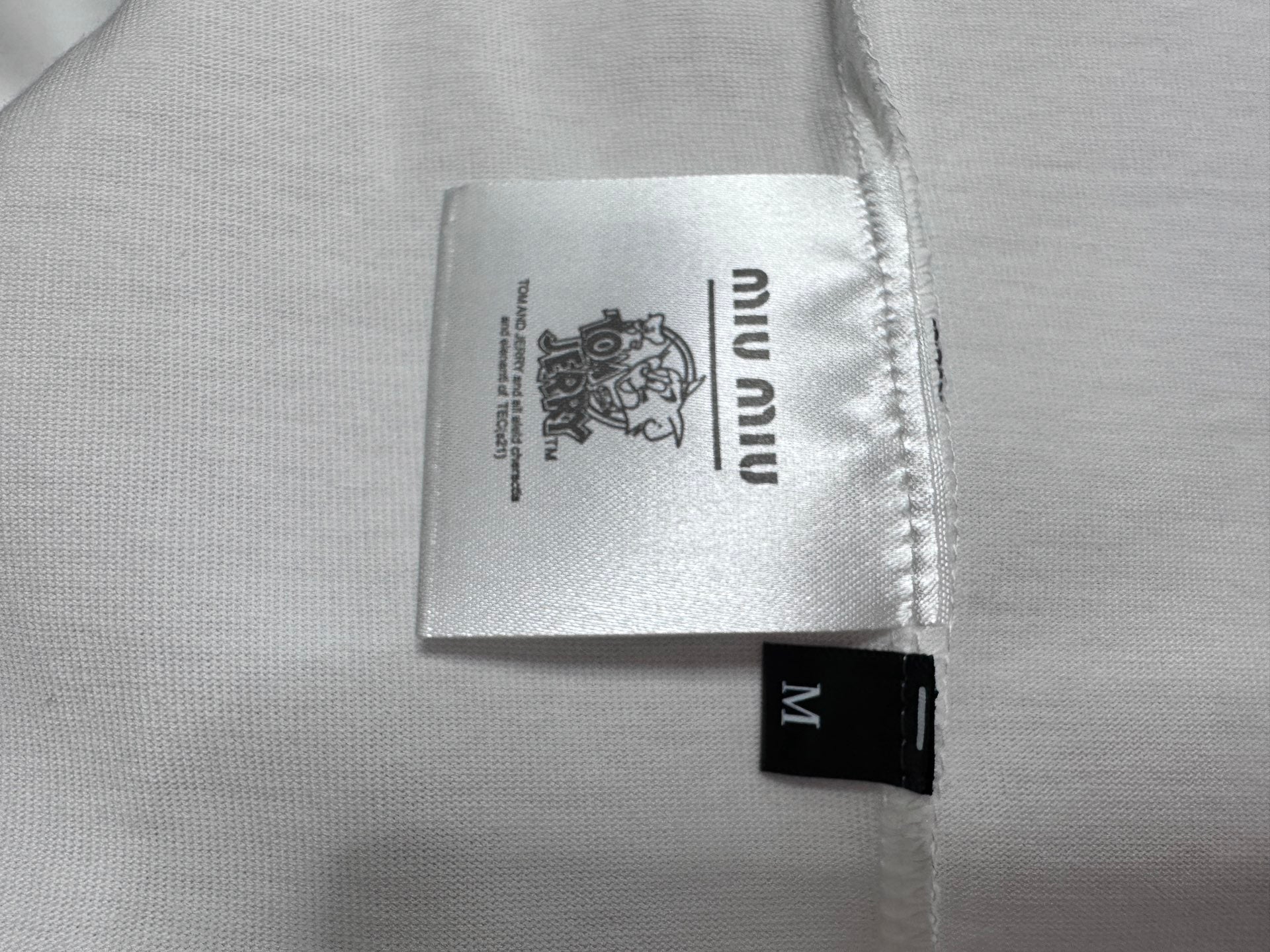 LuxluxHouse Best Quality Clothes Miu Miu T-shirt