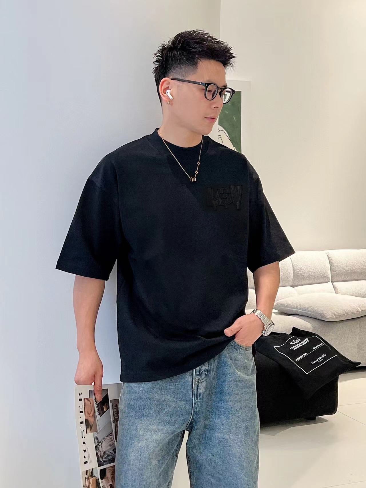 LuxluxHouse Best Quality Clothes T-shirt Louis Vuitton