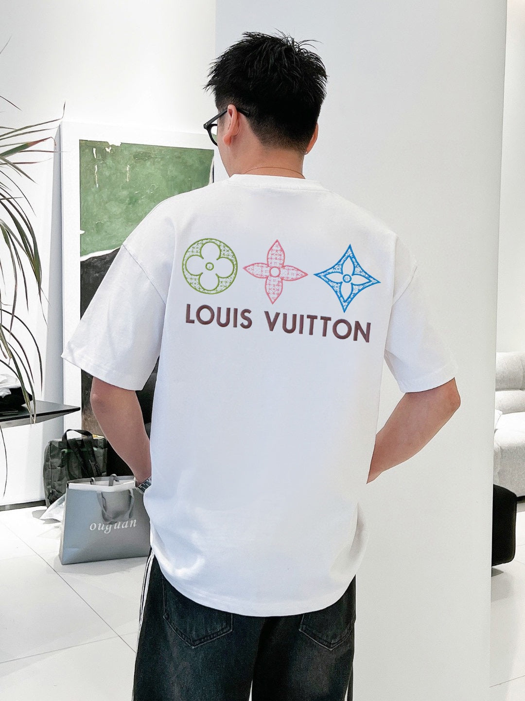 LuxluxHouse Best Quality Clothes T-shirt Louis Vuitton