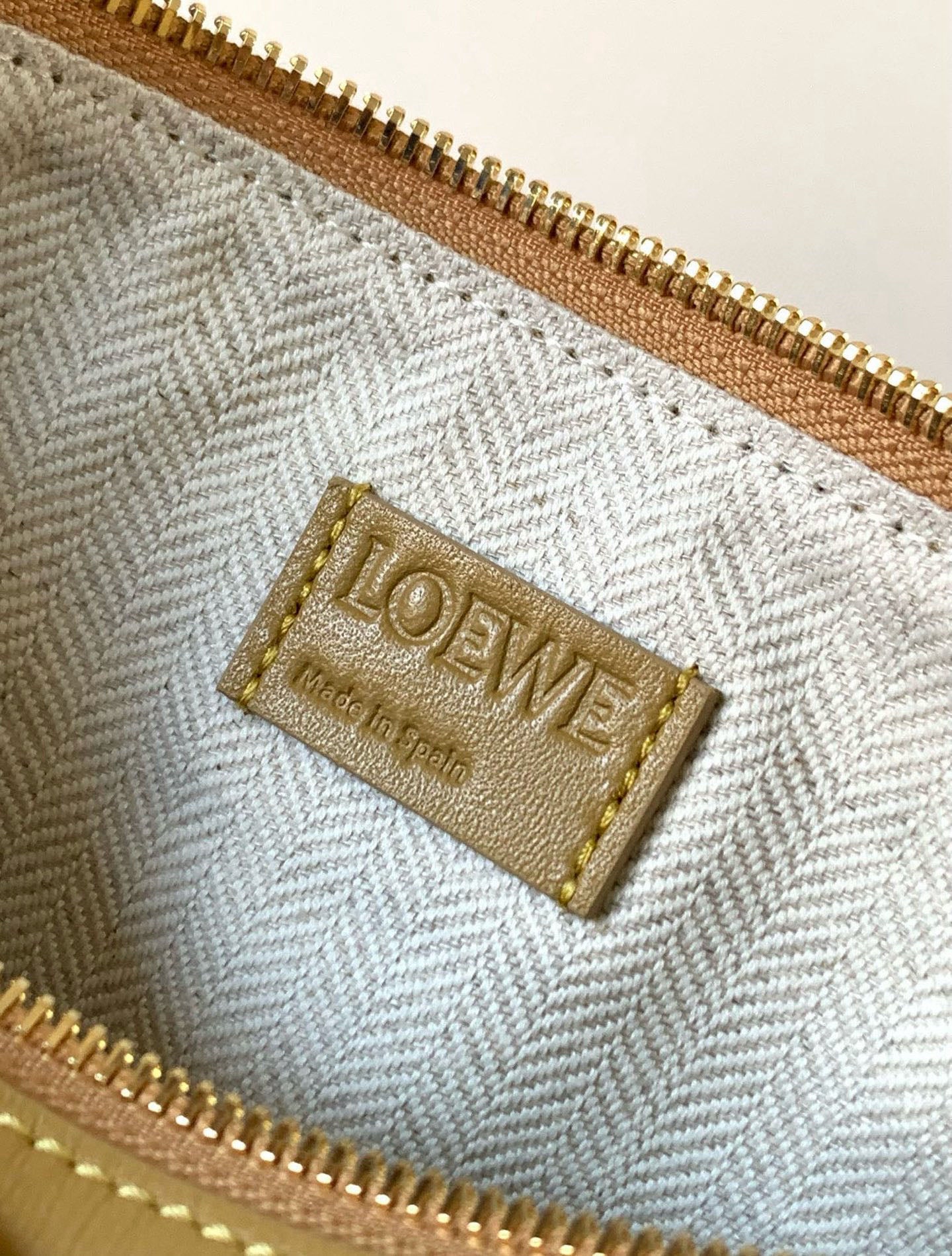 LuxluxHouse Best Quality Bags Loewe