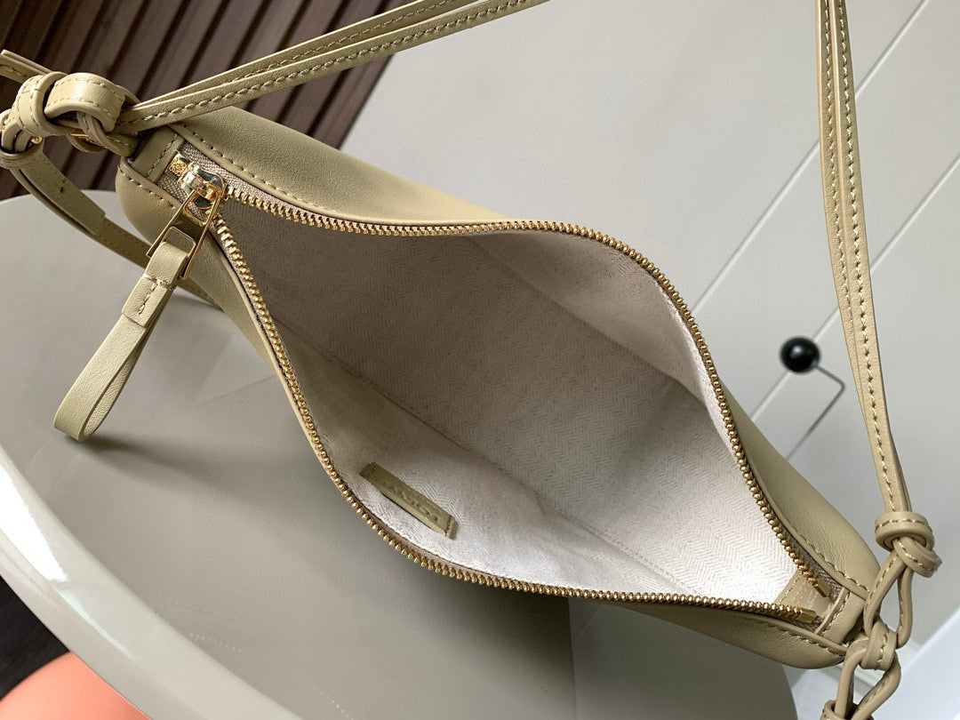 LuxluxHouse Best Quality Bags Loewe