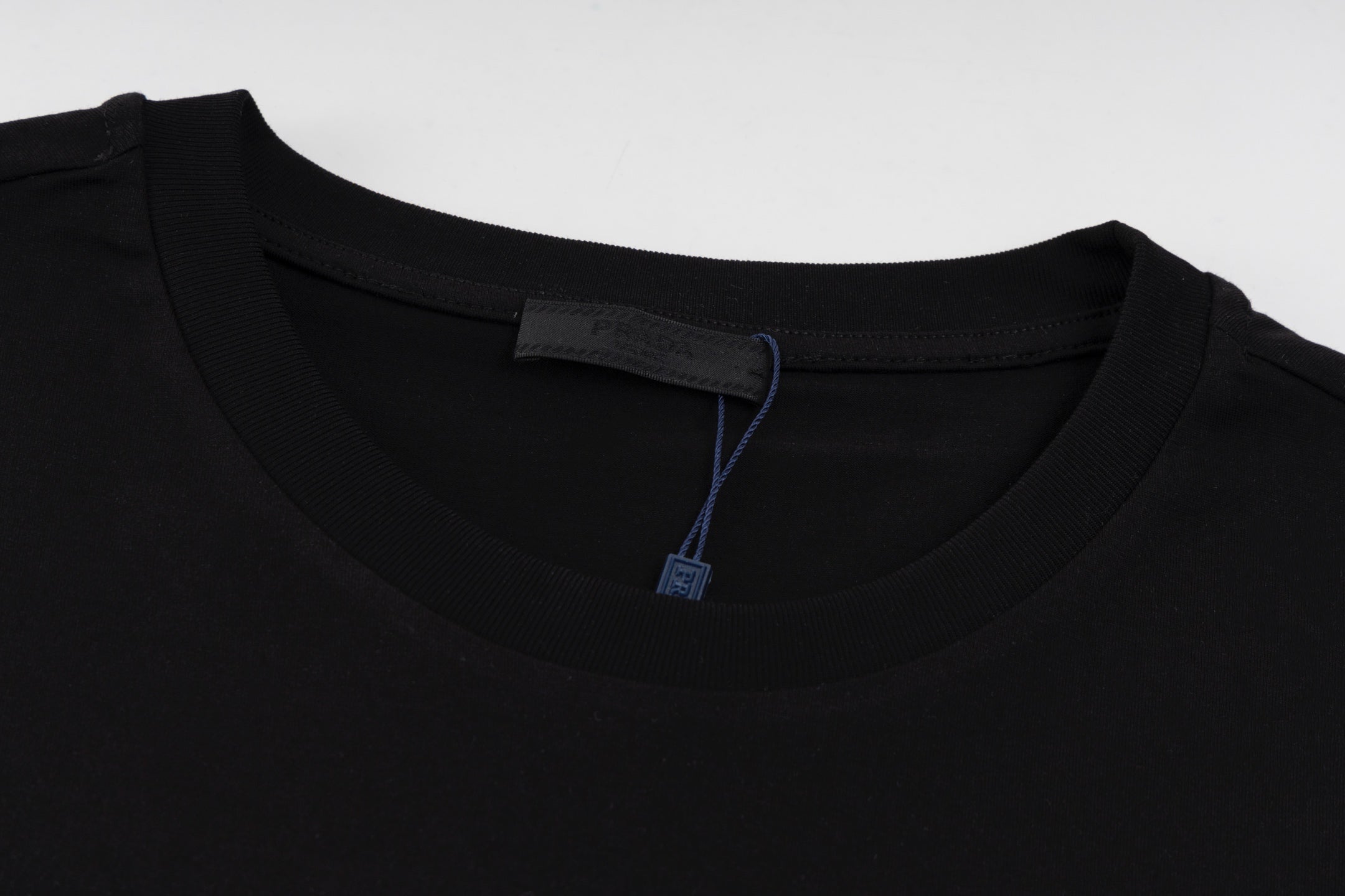 LuxluxHouse Best Quality Clothes T-shirt Prada