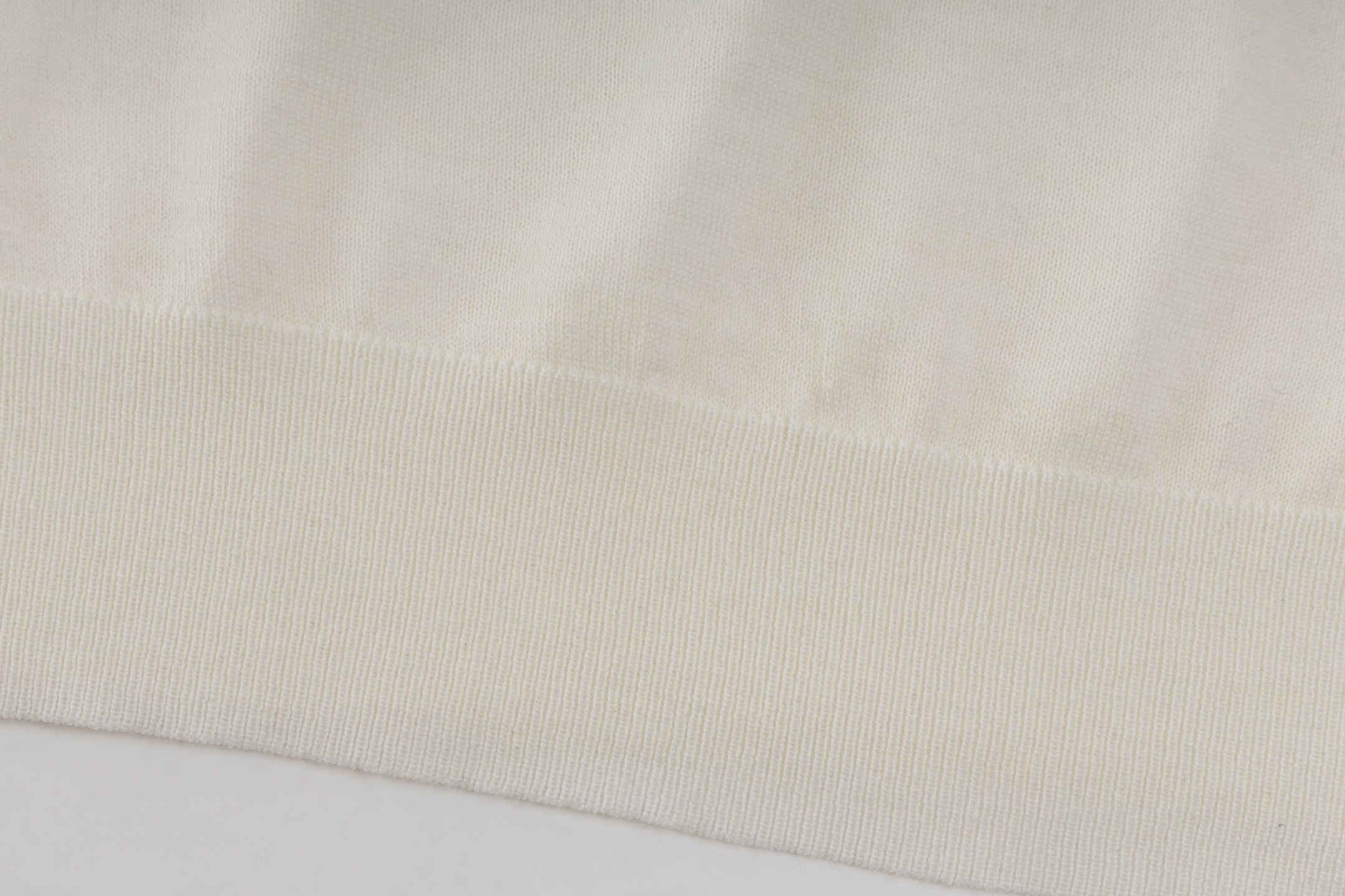 LuxluxHouse Best Quality Clothes T-shirt Prada