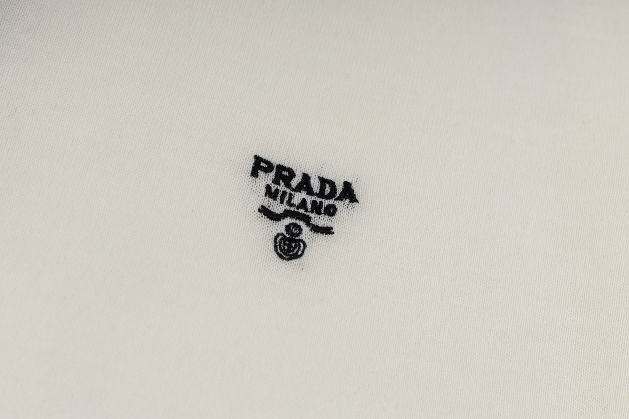 LuxluxHouse Best Quality Clothes T-shirt Prada