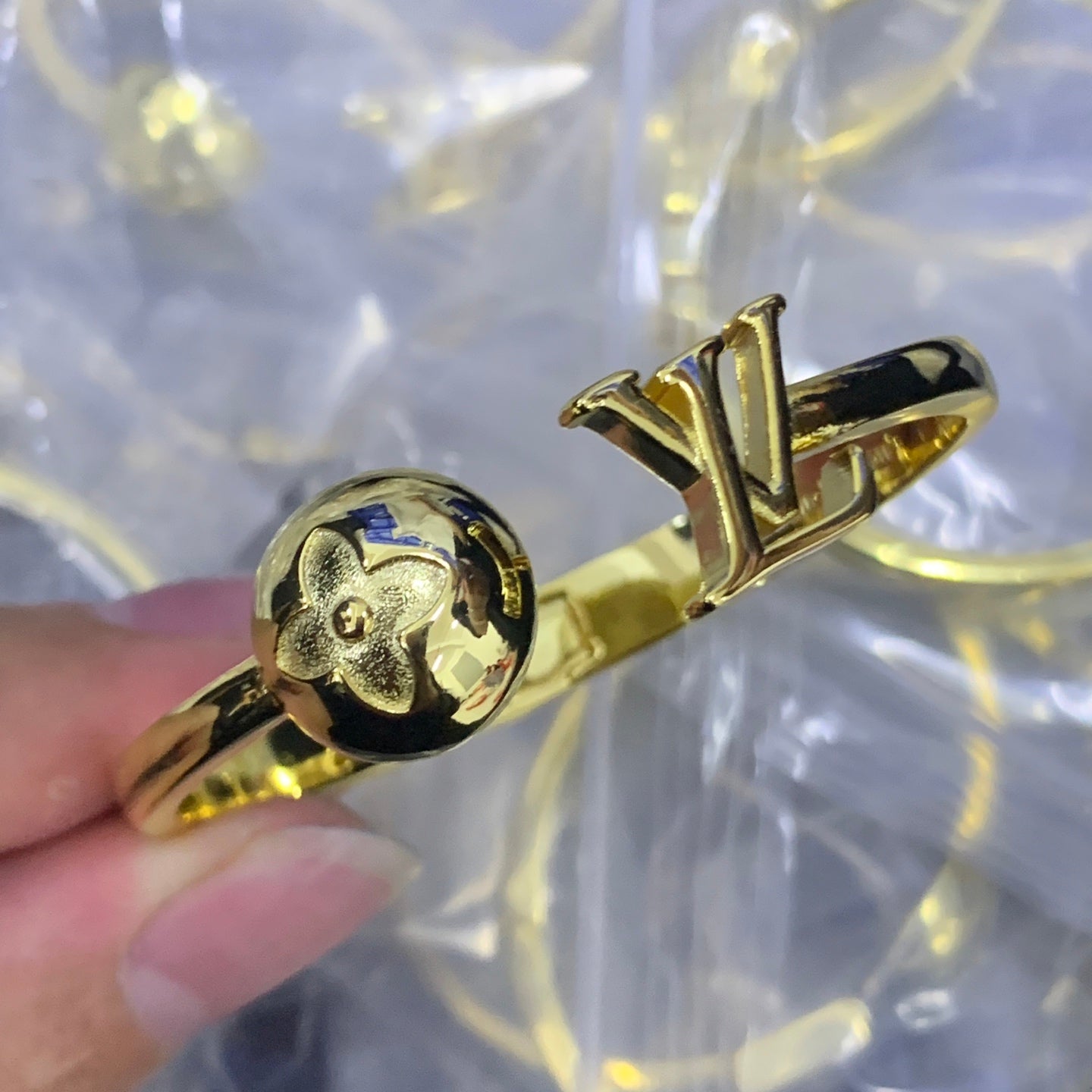 LuxluxHouse Low Price And High Quality Accessories Louis Vuitton