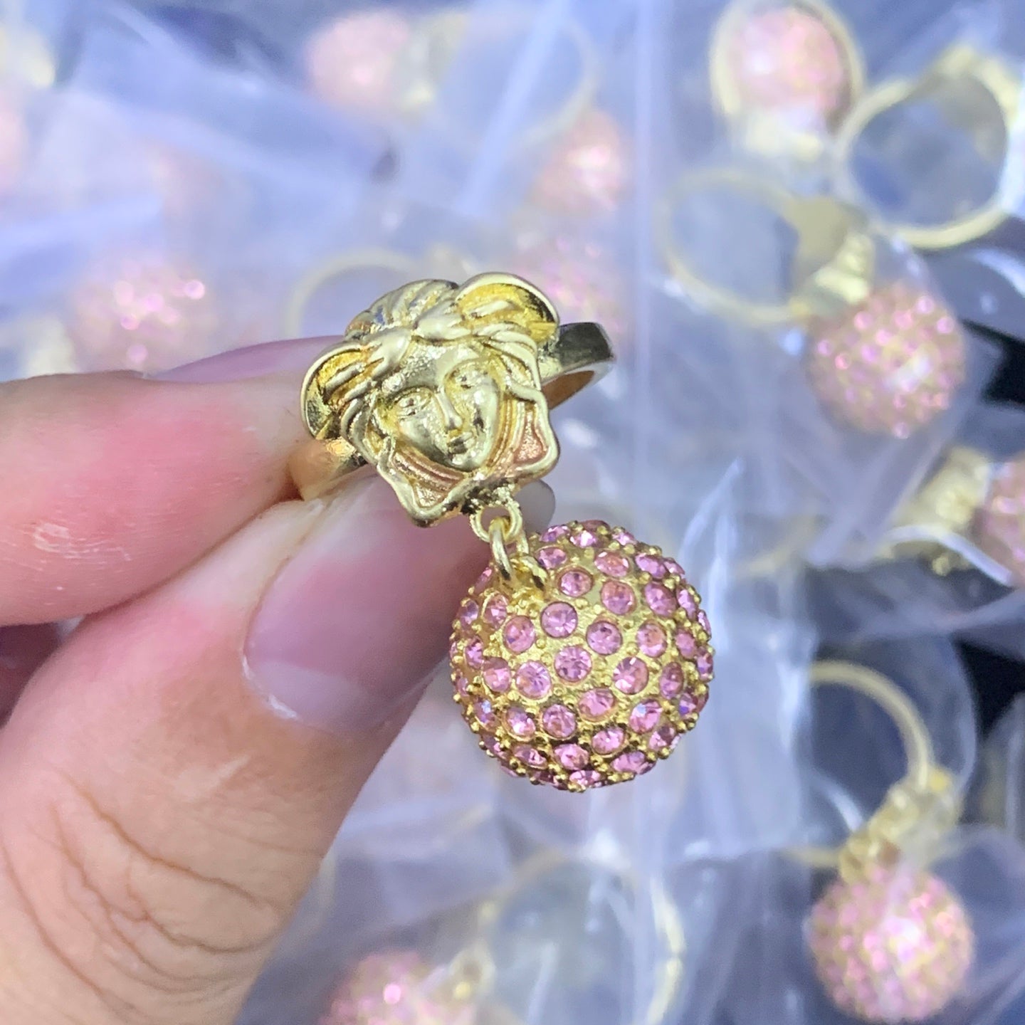 LuxluxHouse Low Price And High Quality Accessories Versace