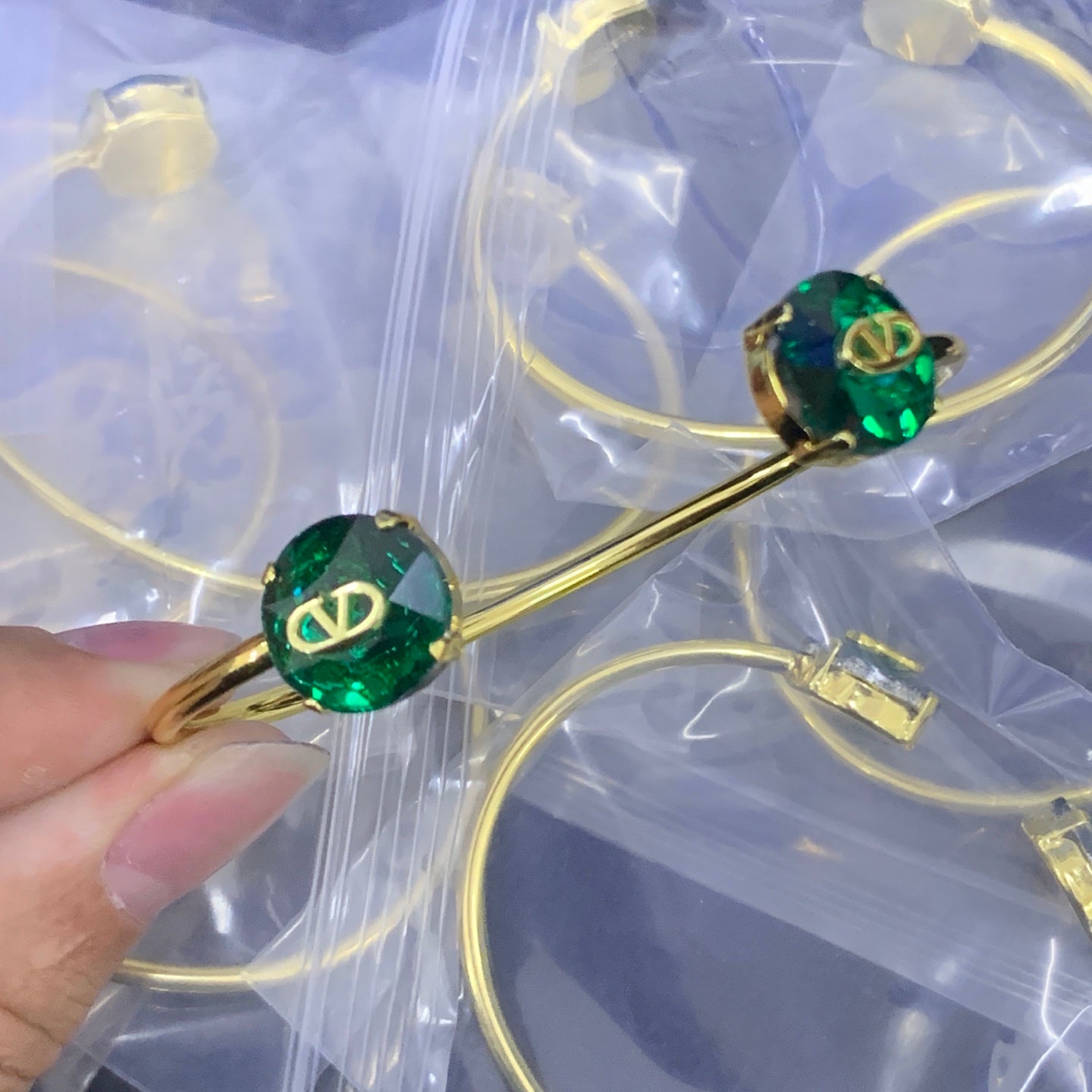 LuxluxHouse Low Price And High Quality Accessories Valentino