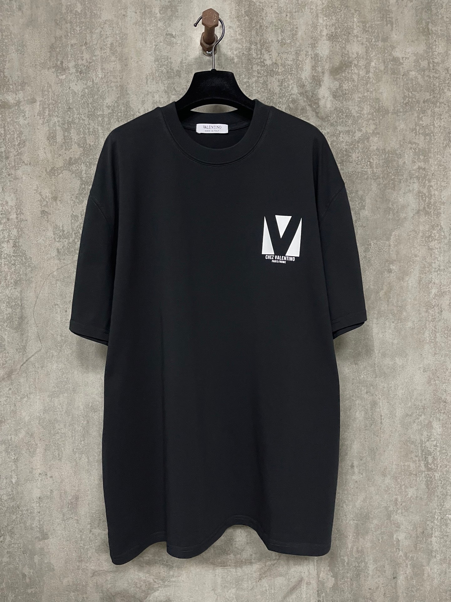 LuxluxHouse Best Quality Clothes Valentino T-shirt