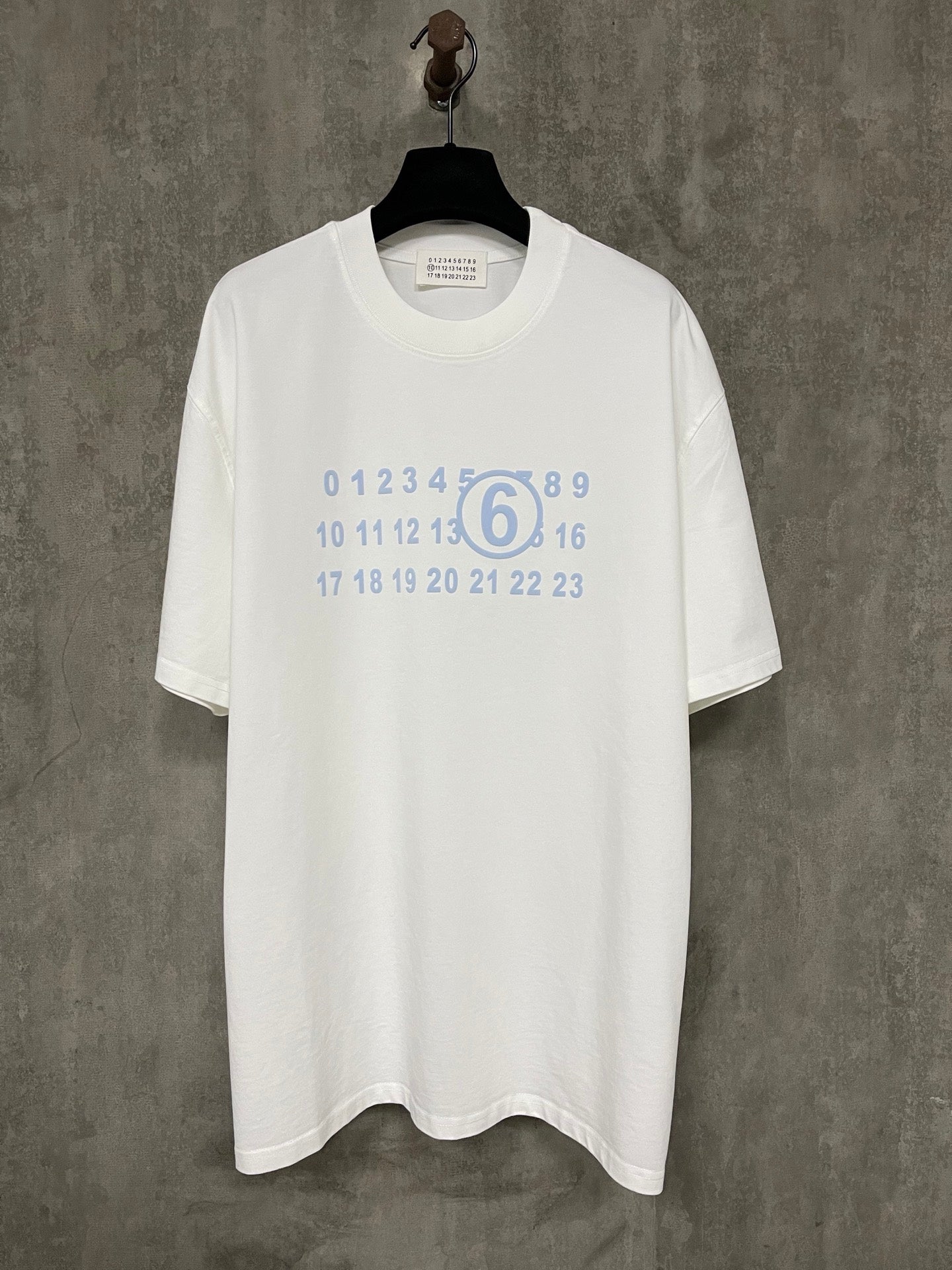 LuxluxHouse Best Quality Clothes Valentino T-shirt