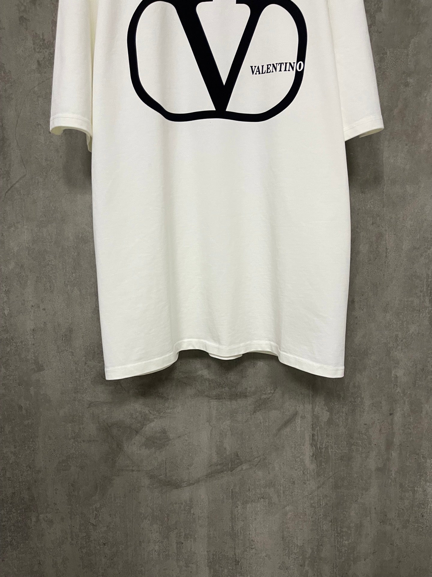 LuxluxHouse Best Quality Clothes Valentino T-shirt