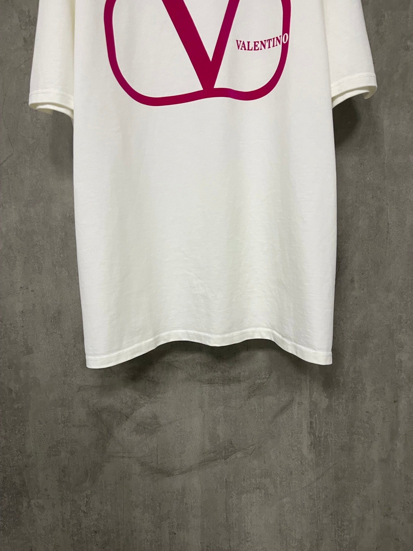 LuxluxHouse Best Quality Clothes Valentino T-shirt