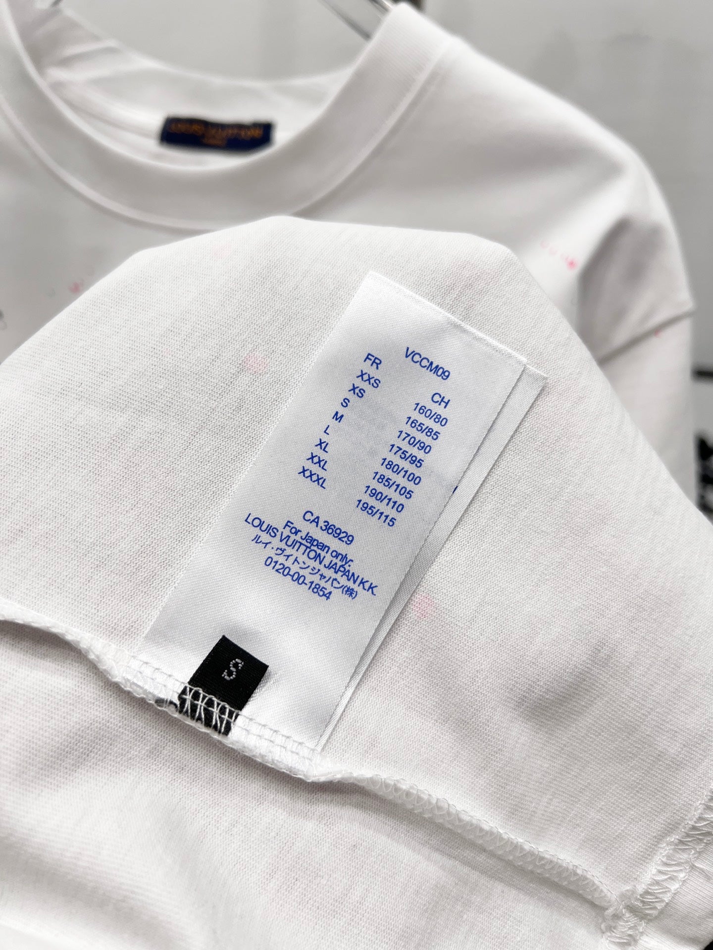 LuxluxHouse Best Quality Clothes T-shirt Louis Vuitton