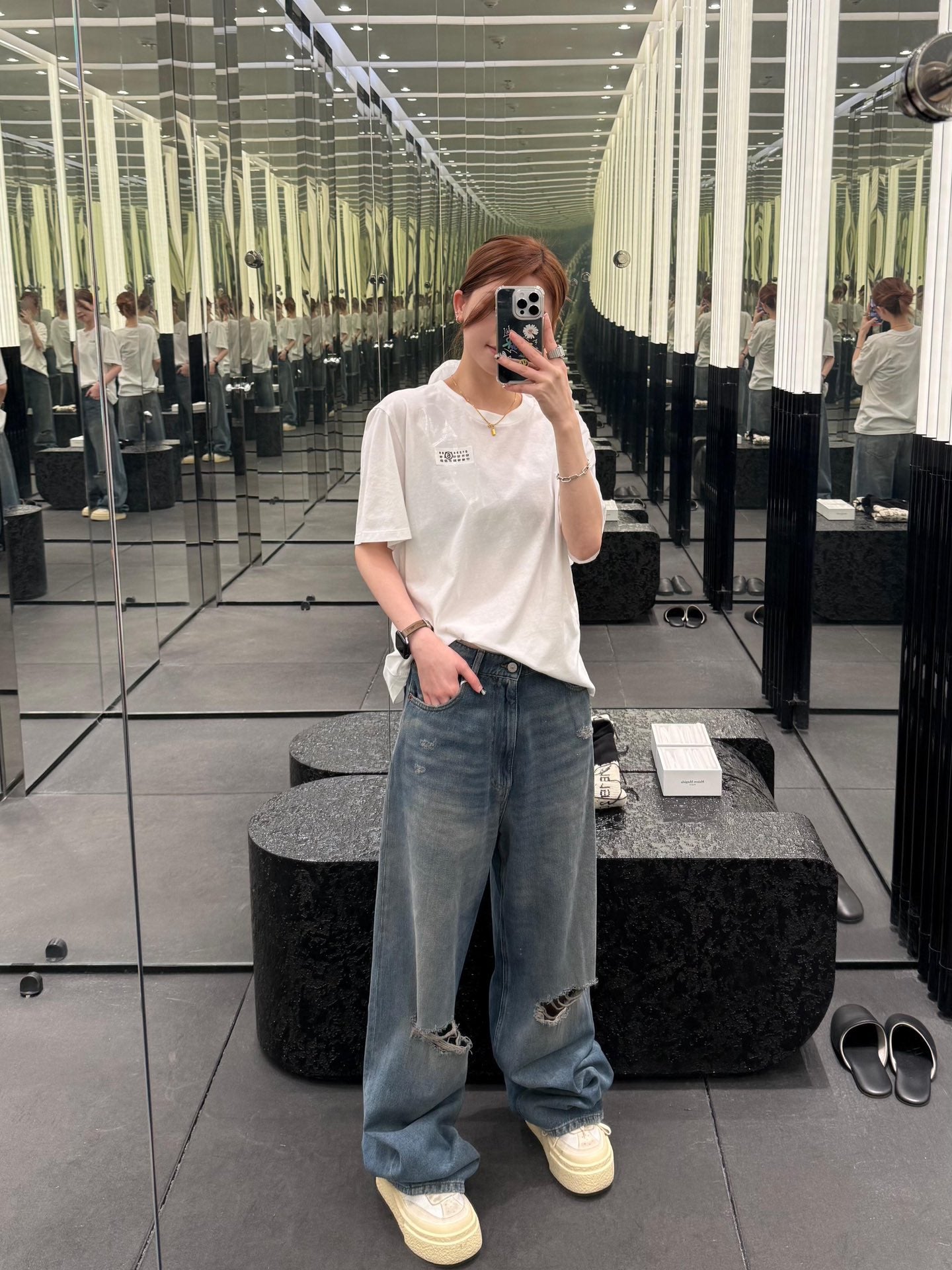 LuxluxHouse Best Quality Clothes T-shirt Chanel & Maison Margiela