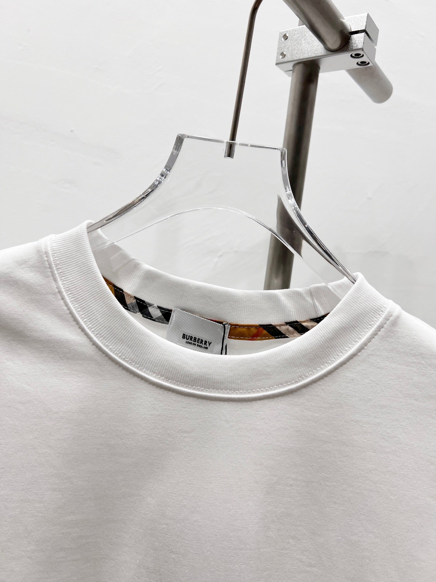 LuxluxHouse Best Quality Clothes Burberry T-shirt