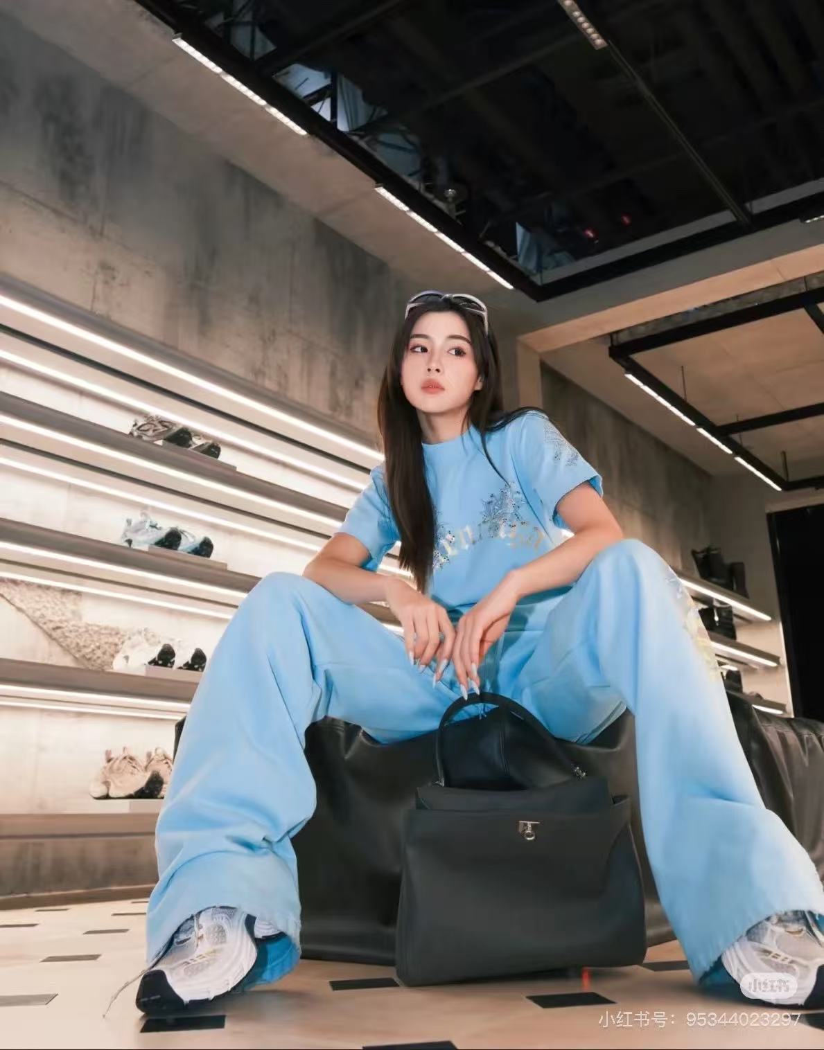 LuxluxHouse Best Quality Clothes Balenciaga T-shirt