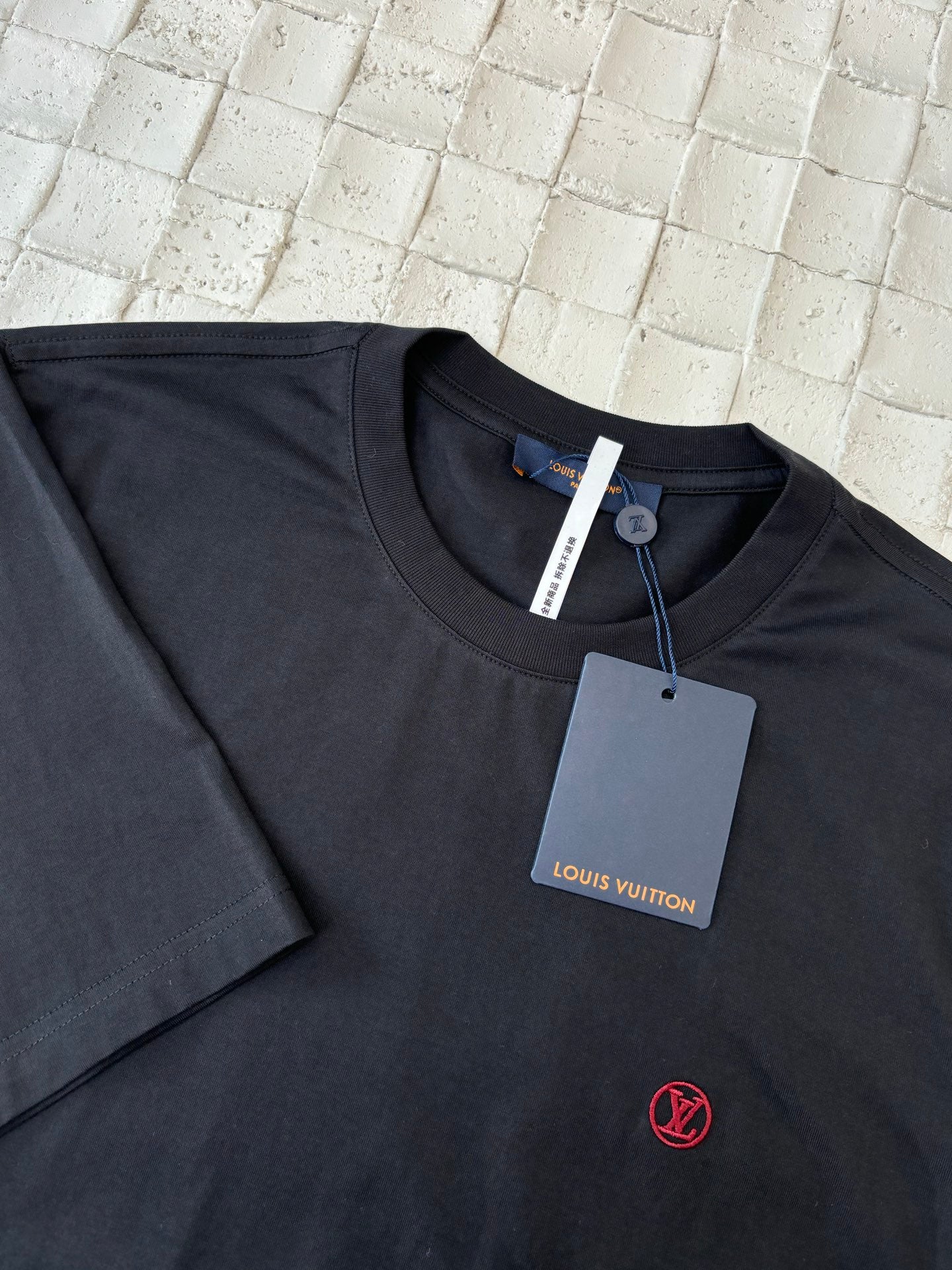 LuxluxHouse Best Quality Clothes T-shirt Louis Vuitton