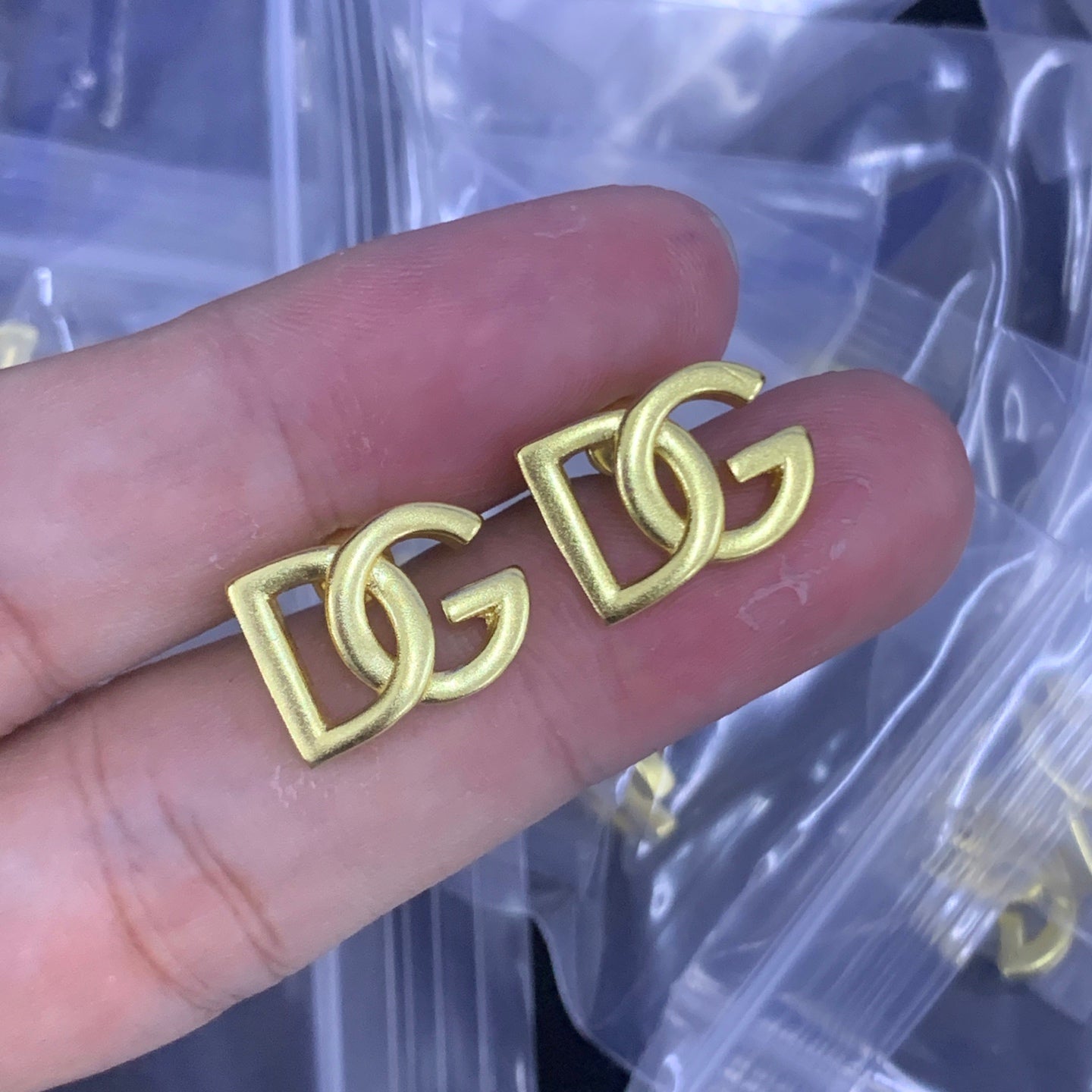 LuxluxHouse Low Price And High Quality Accessories Dolce & Gabbana