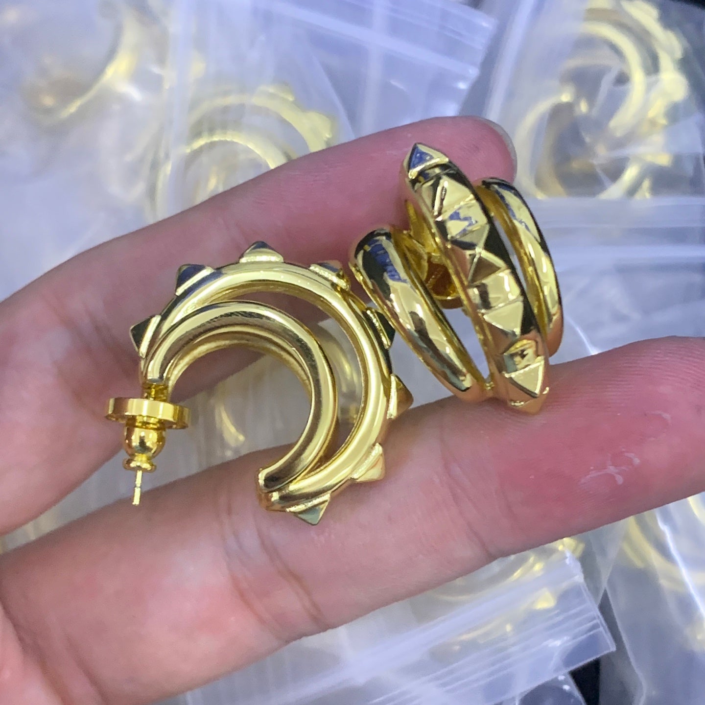 LuxluxHouse Low Price And High Quality Accessories Valentino