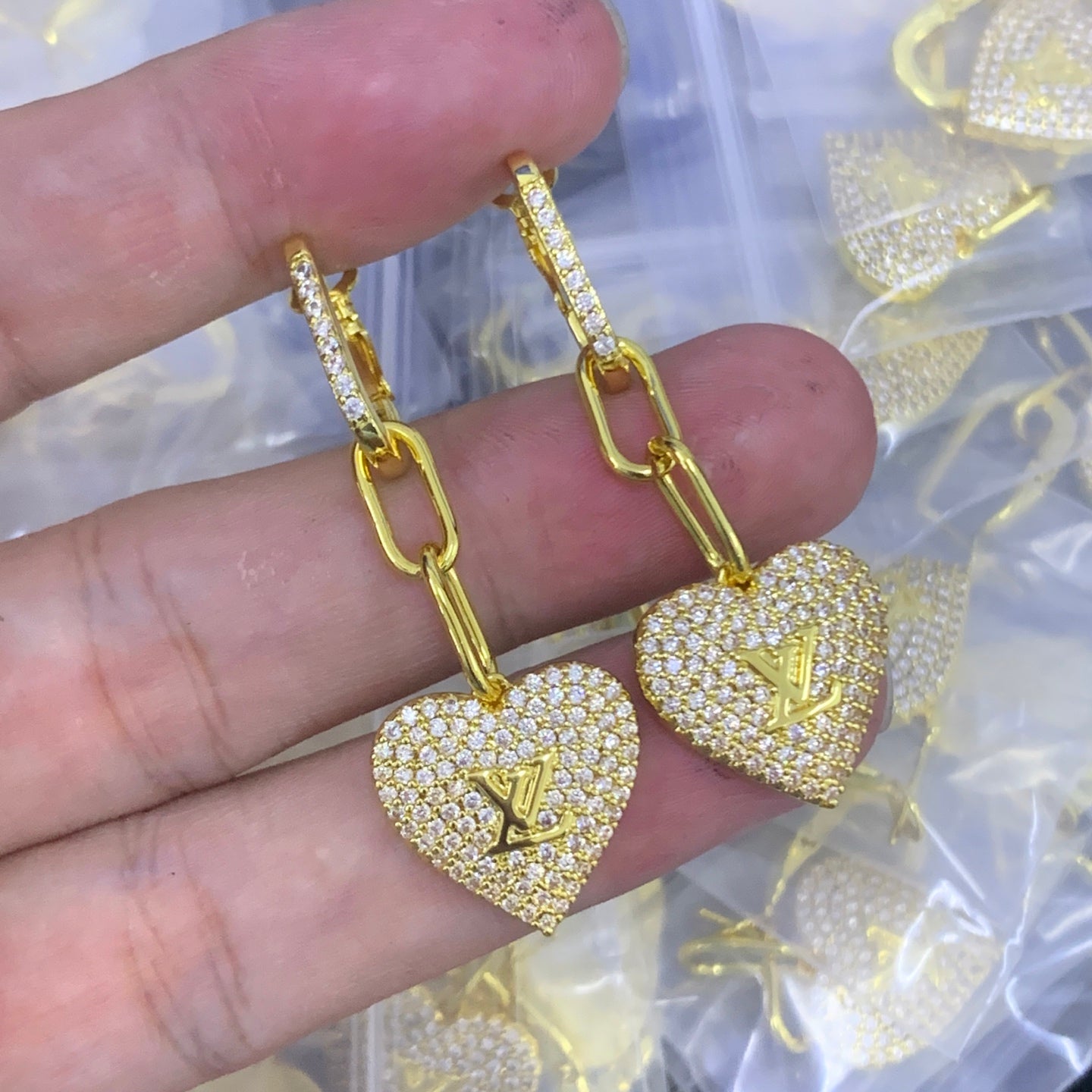 LuxluxHouse Low Price And High Quality Accessories Louis Vuitton