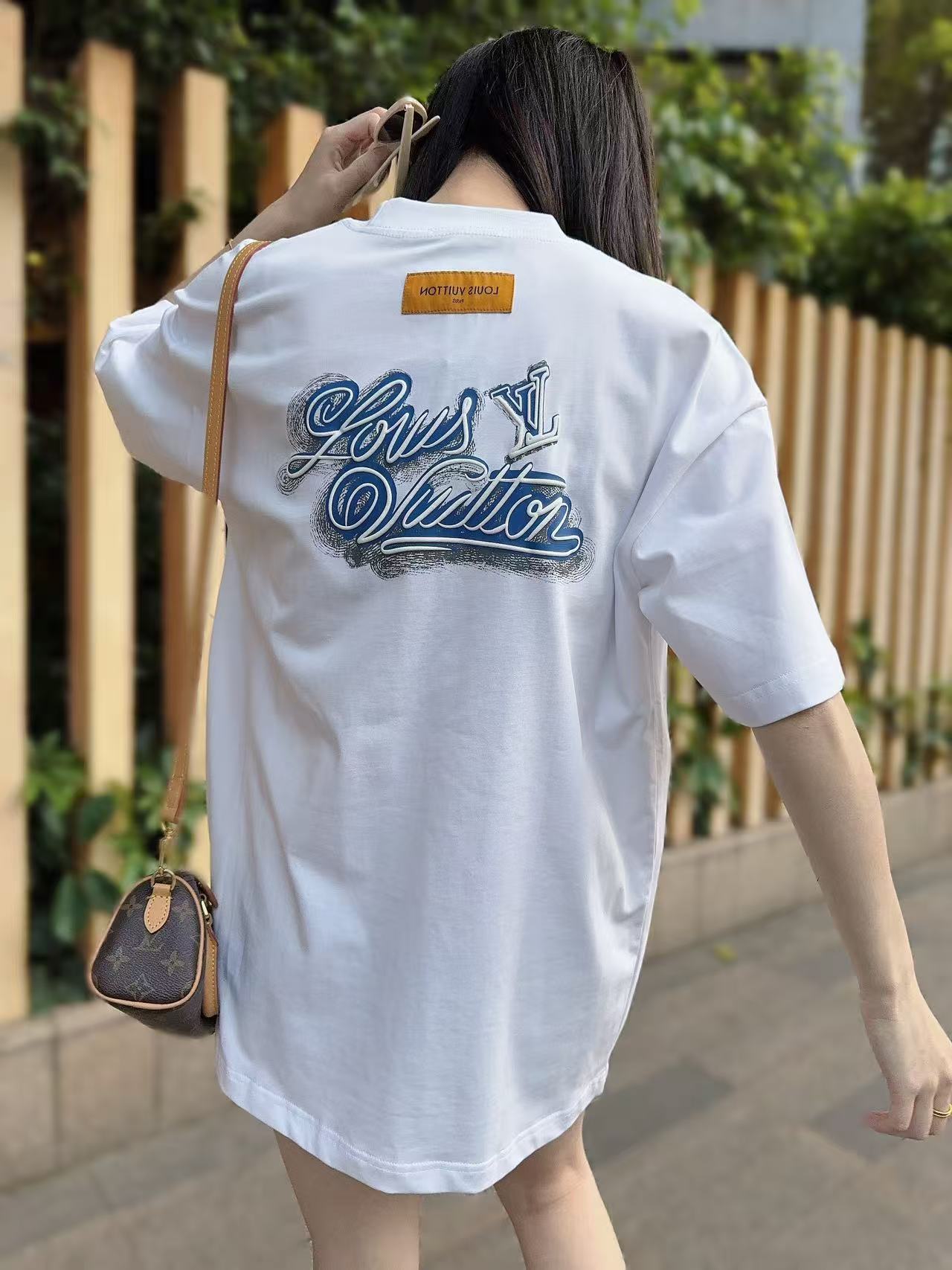 LuxluxHouse Best Quality Clothes T-shirt Louis Vuitton