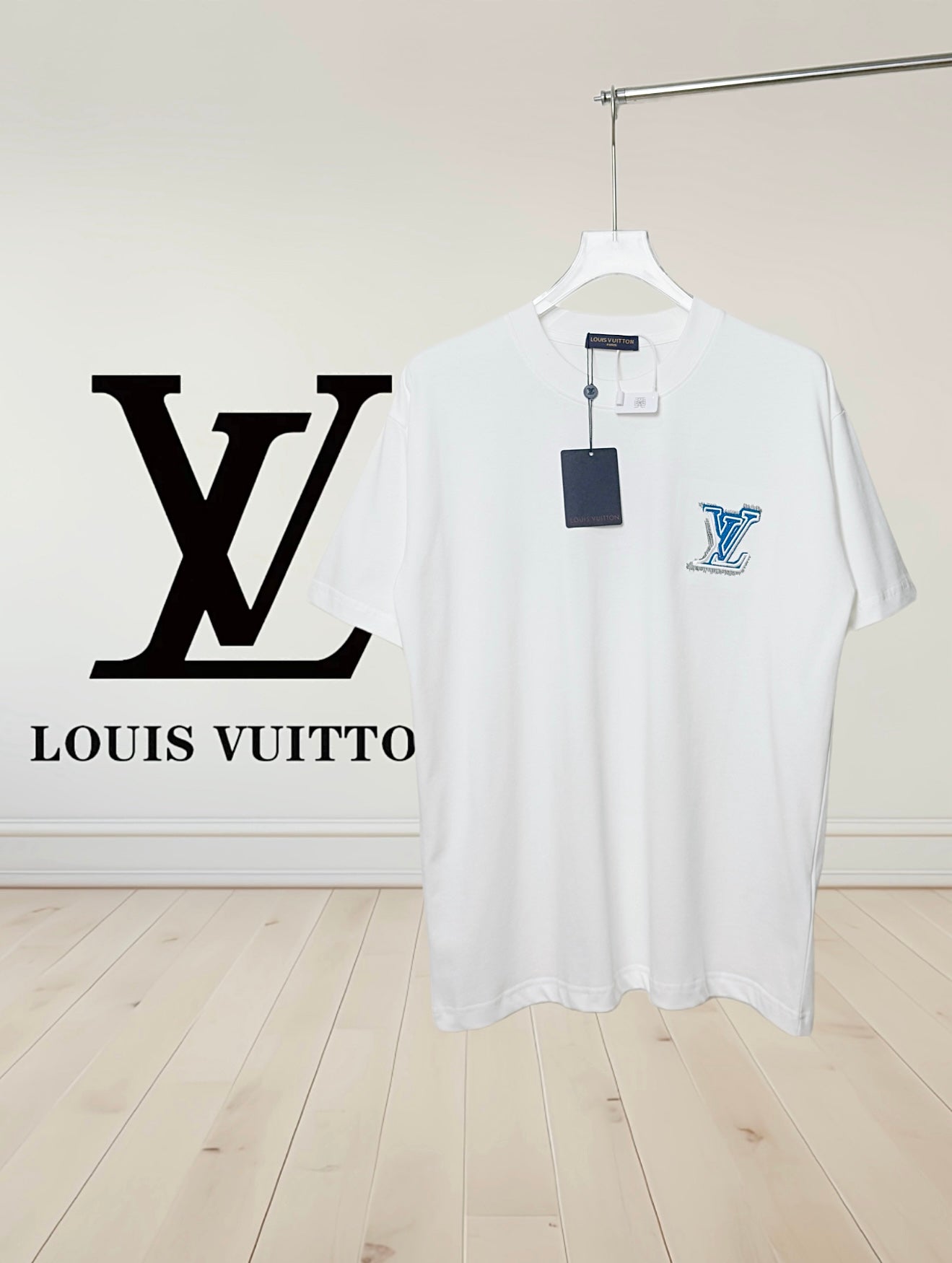 LuxluxHouse Best Quality Clothes T-shirt Louis Vuitton
