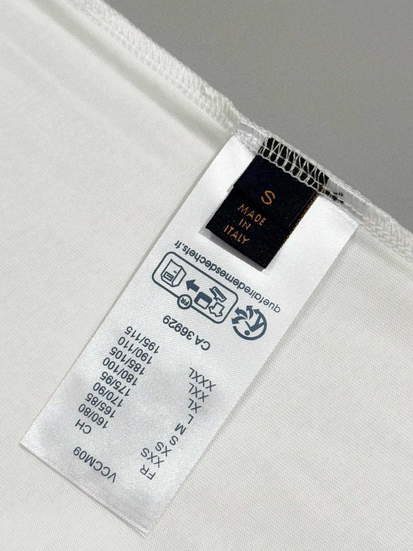 LuxluxHouse Best Quality Clothes T-shirt Louis Vuitton