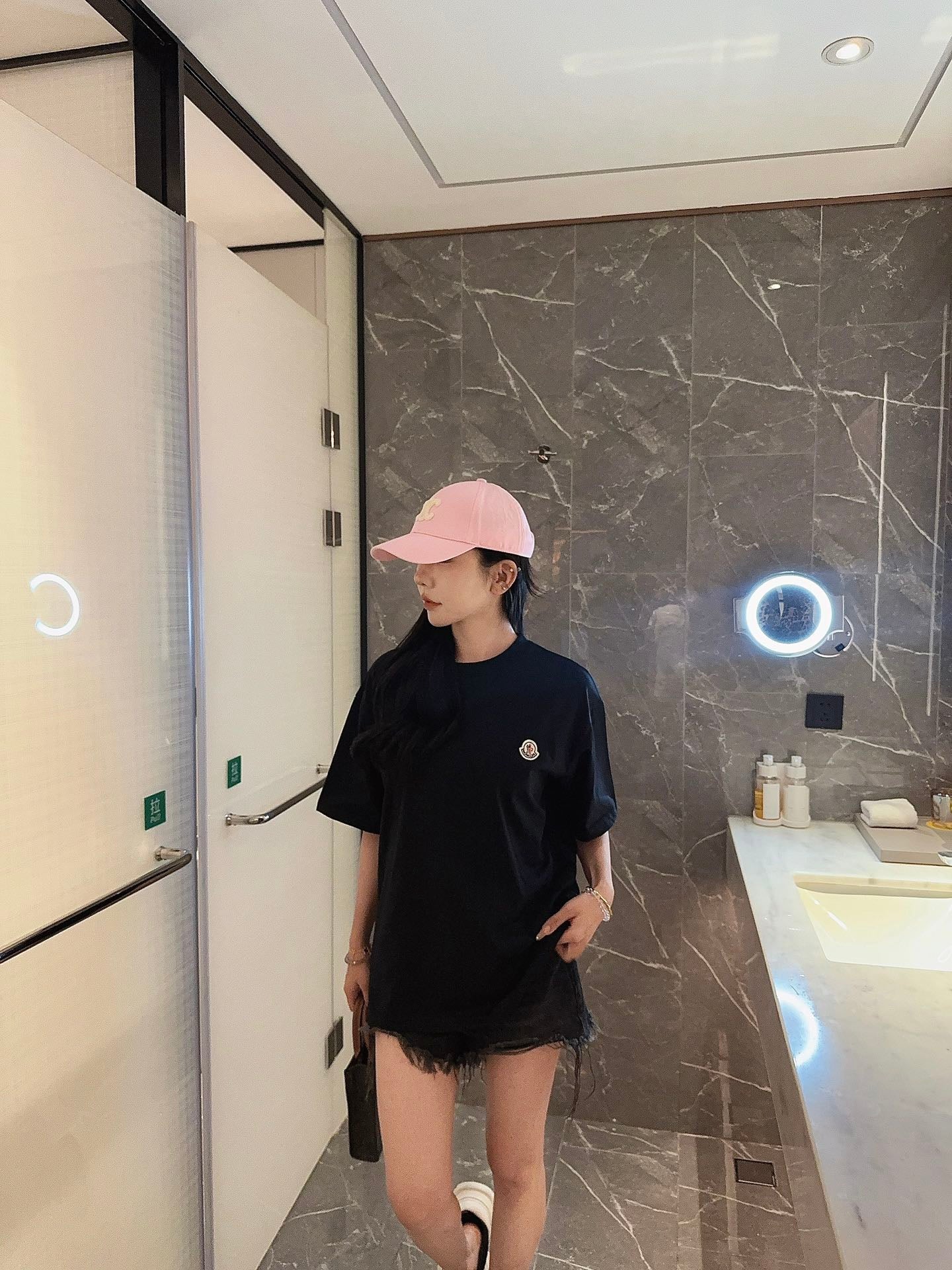 LuxluxHouse Best Quality Clothes T-shirt Moncler