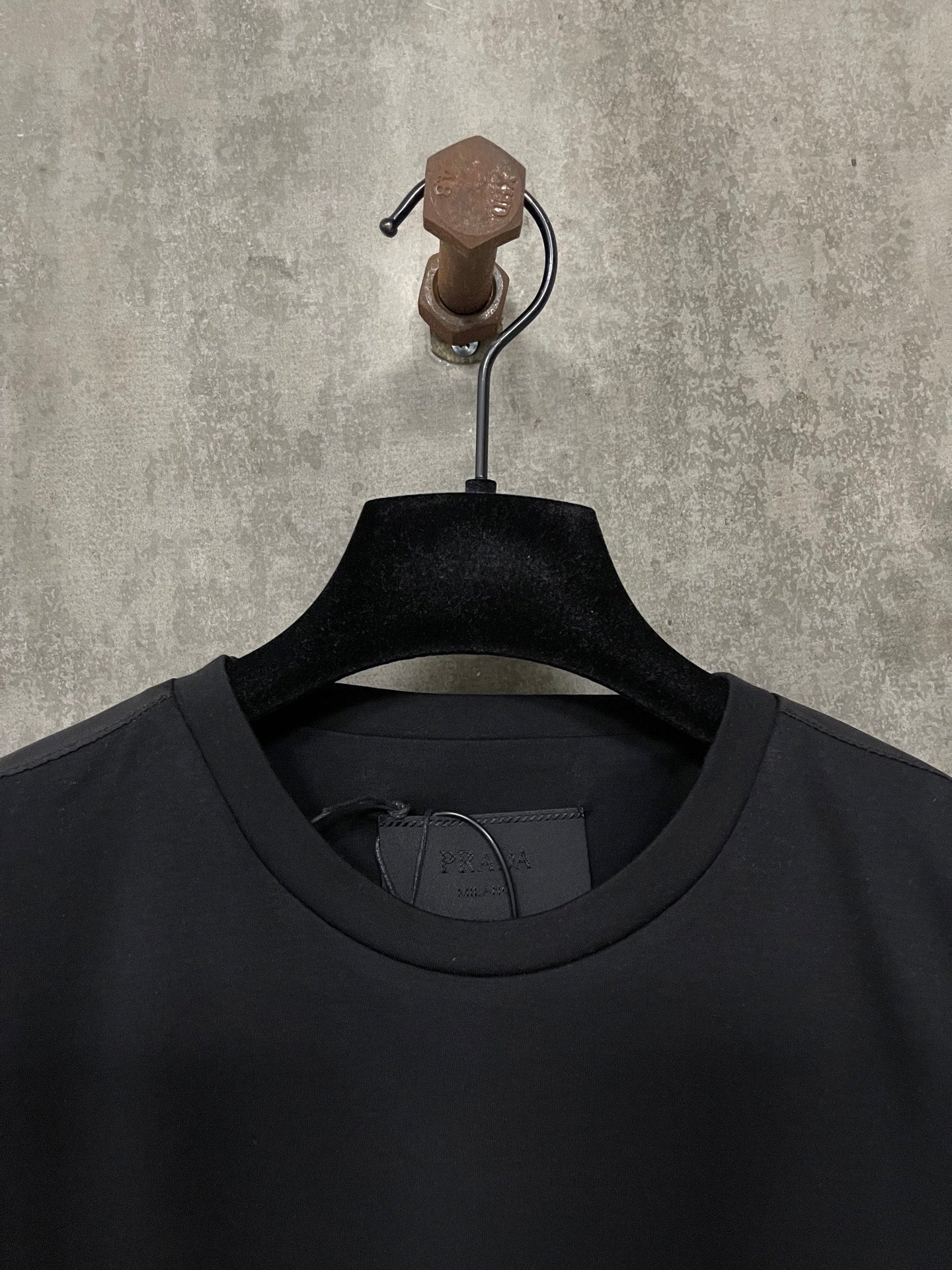 LuxluxHouse Best Quality Clothes T-shirt Prada